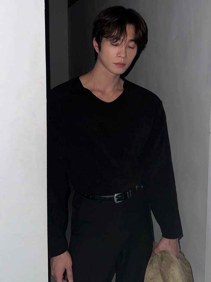 Liev V-neck Knit