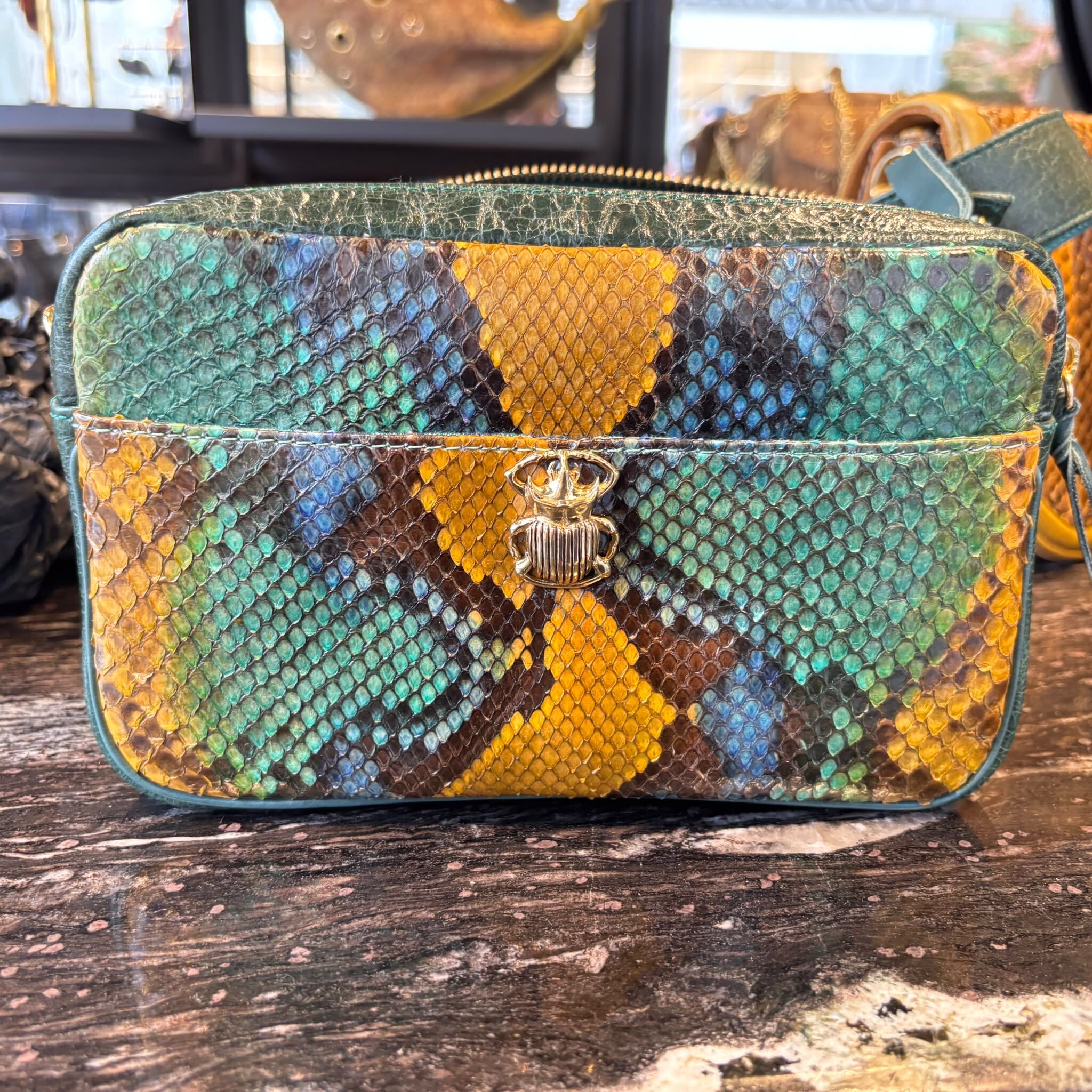 SMA-HHG1010-056 CLARIS VIROT-Sac Python Lily Lotus Bieu 4126 (A56)