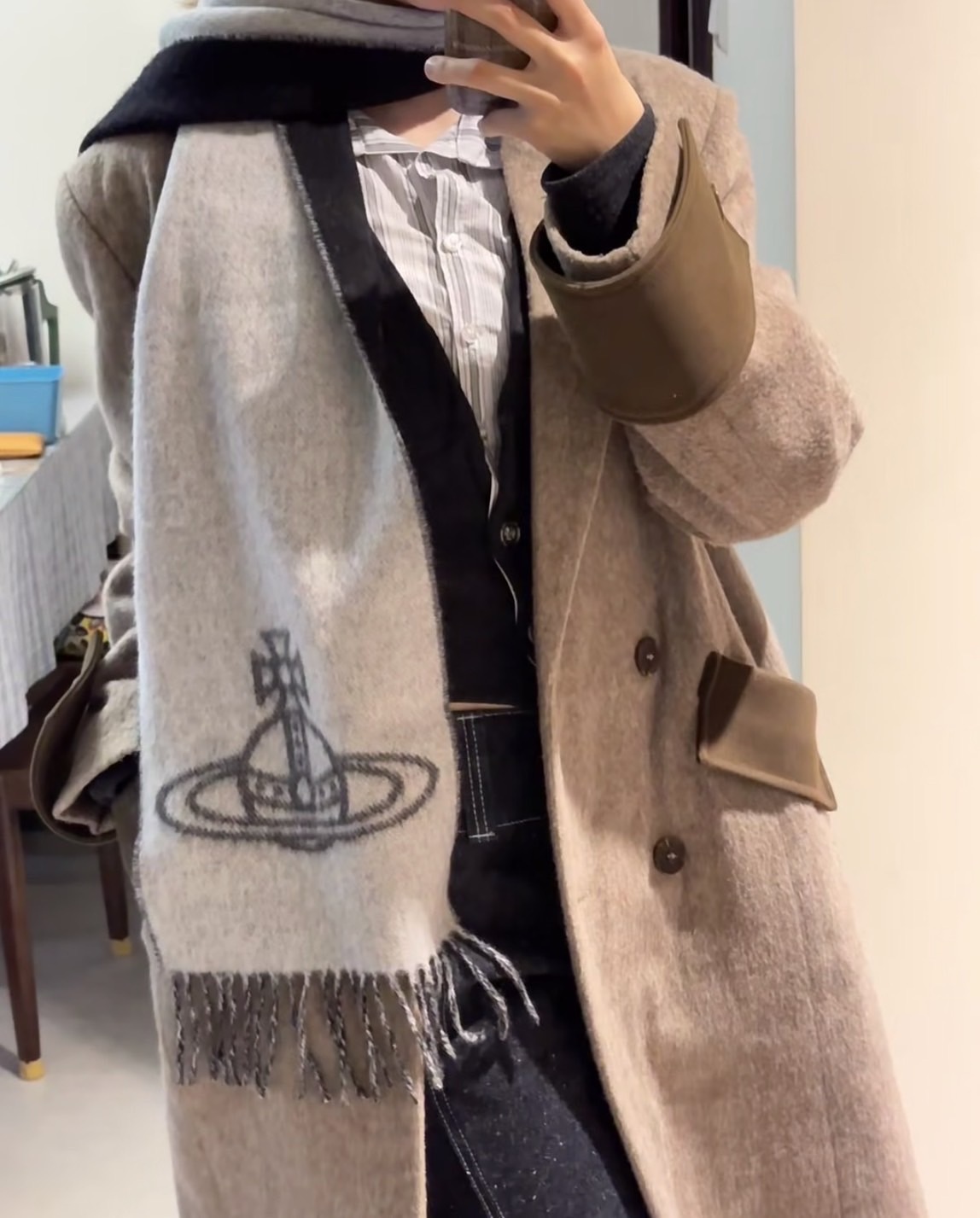 <甜甜價✨> Vivienne Westwood 西太后 wool圍巾 雙面款