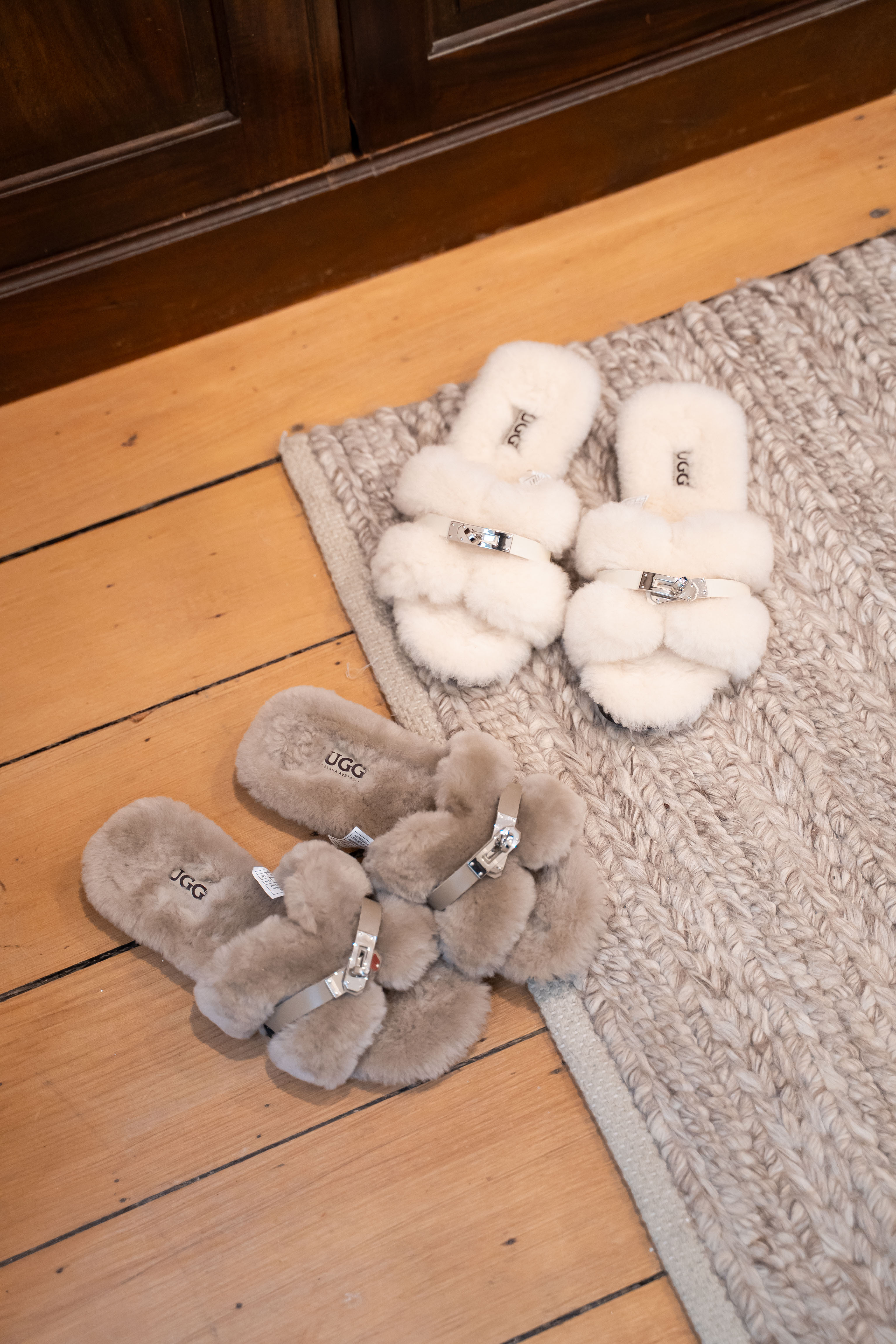 【2色入】UGG Ozlana 2026AW Elysee Shearling Slipper