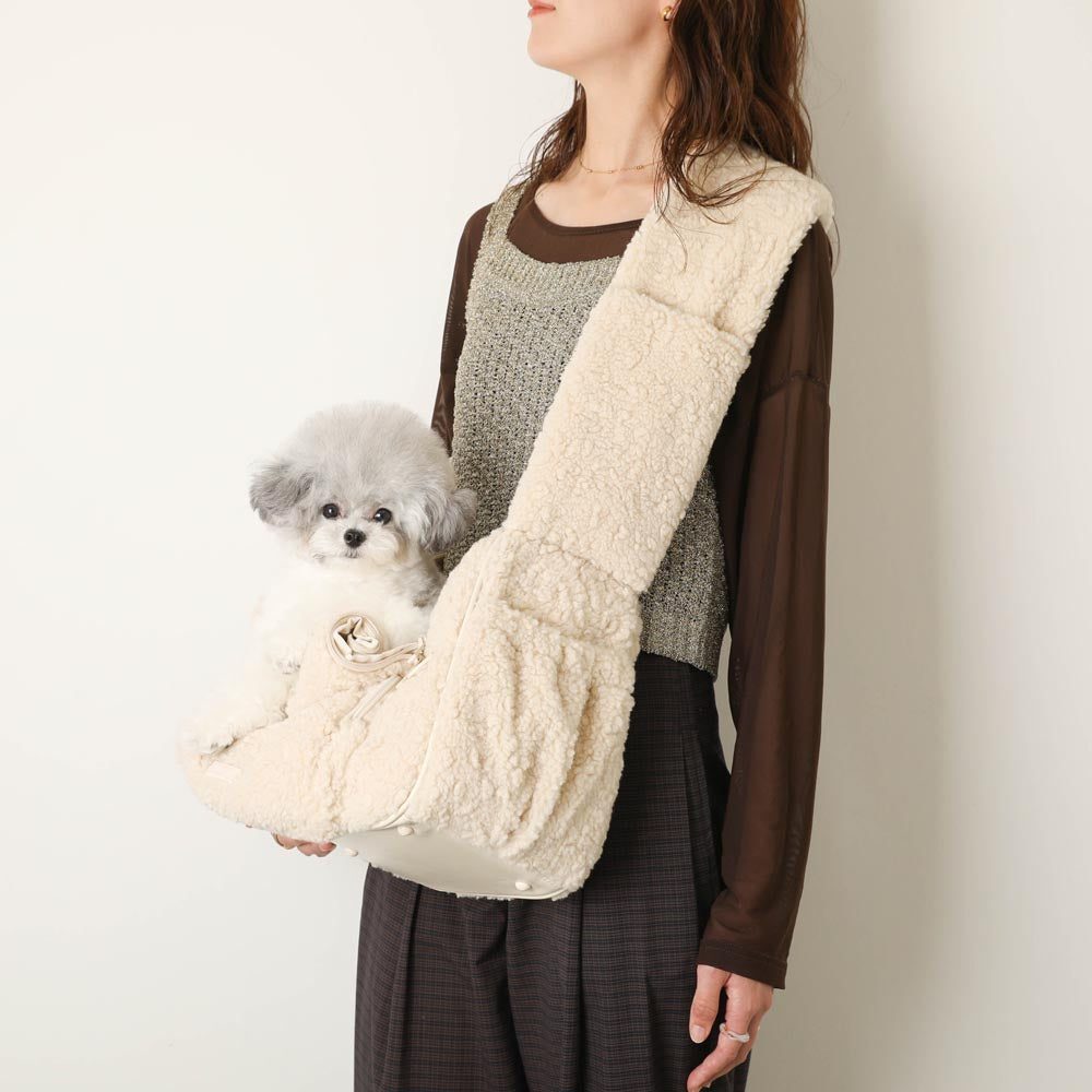 【Moncheri】Front-Open Fleece Sling with Cushion