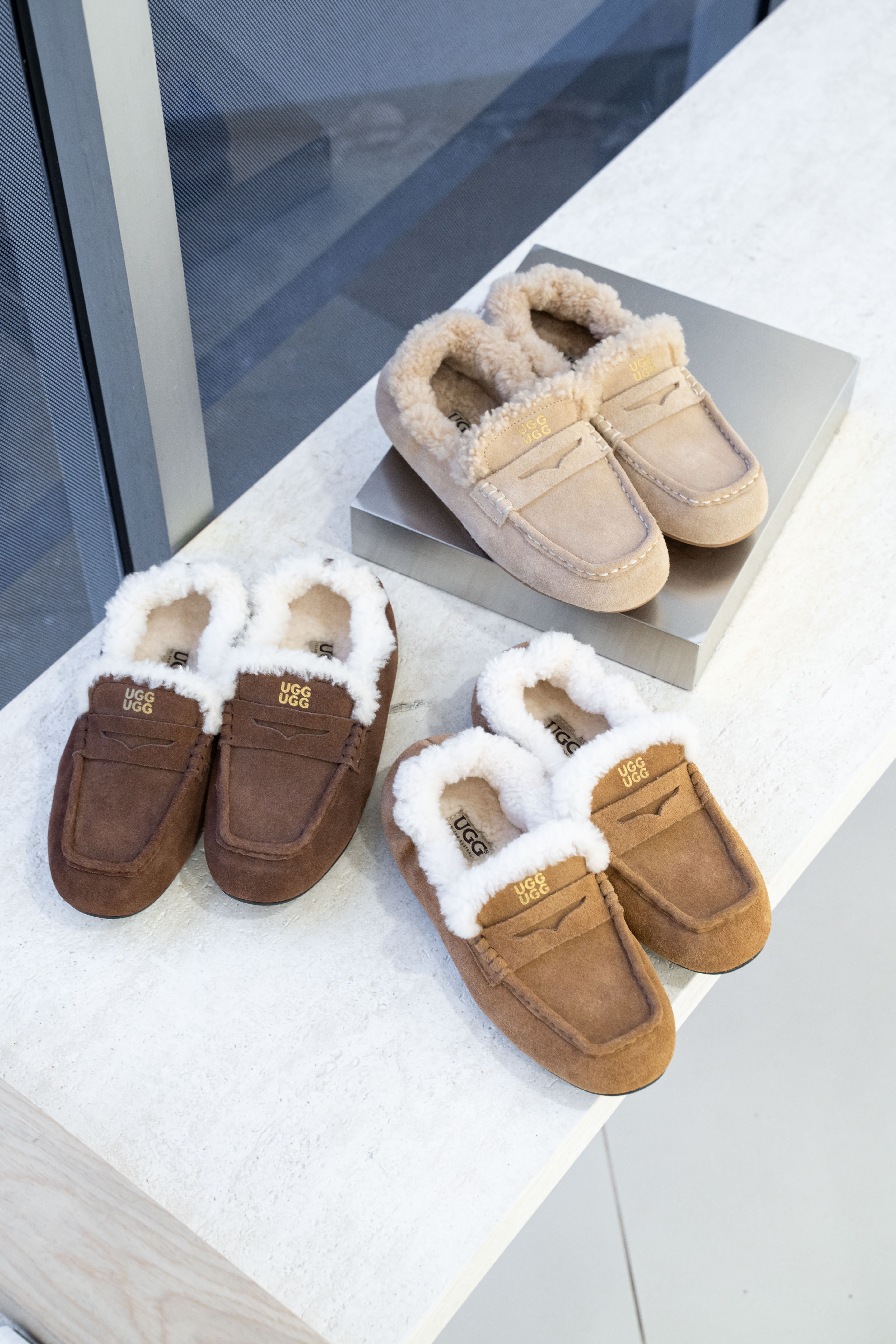 【3色入】UGG Ozlana 2026AW Astra Shearling Moccasin