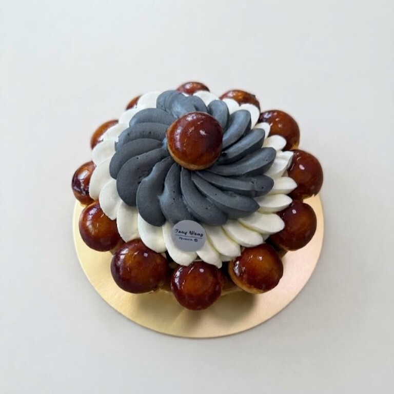 Black Sesame St Honore Gateau PTW360