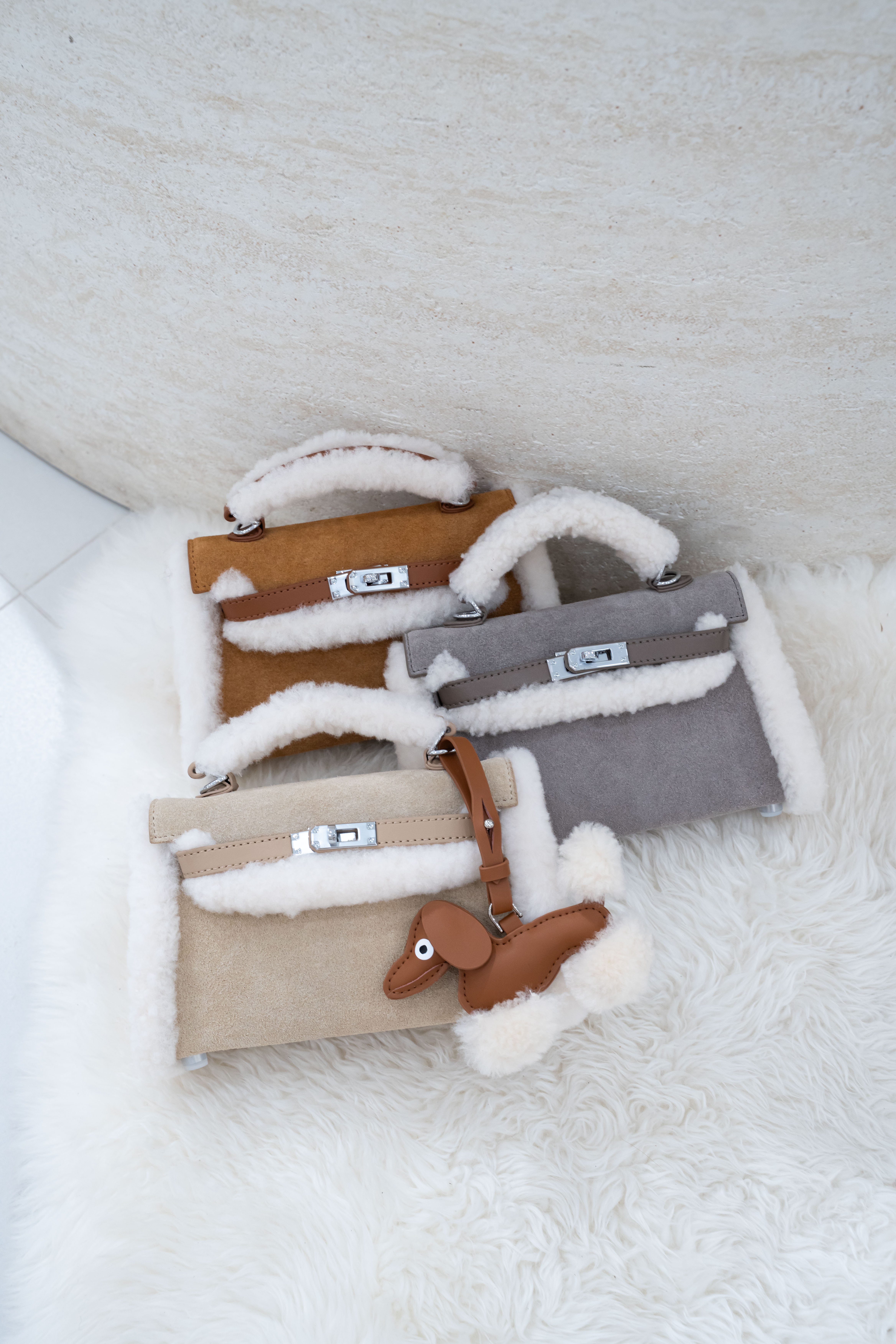 【3色入】UGG 26AW Ozlana Mini Shearling Handbag