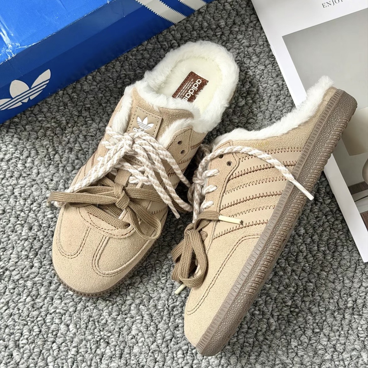【代購】adidas Originals Samba Mule 復古包頭拖鞋 男女同款 米色