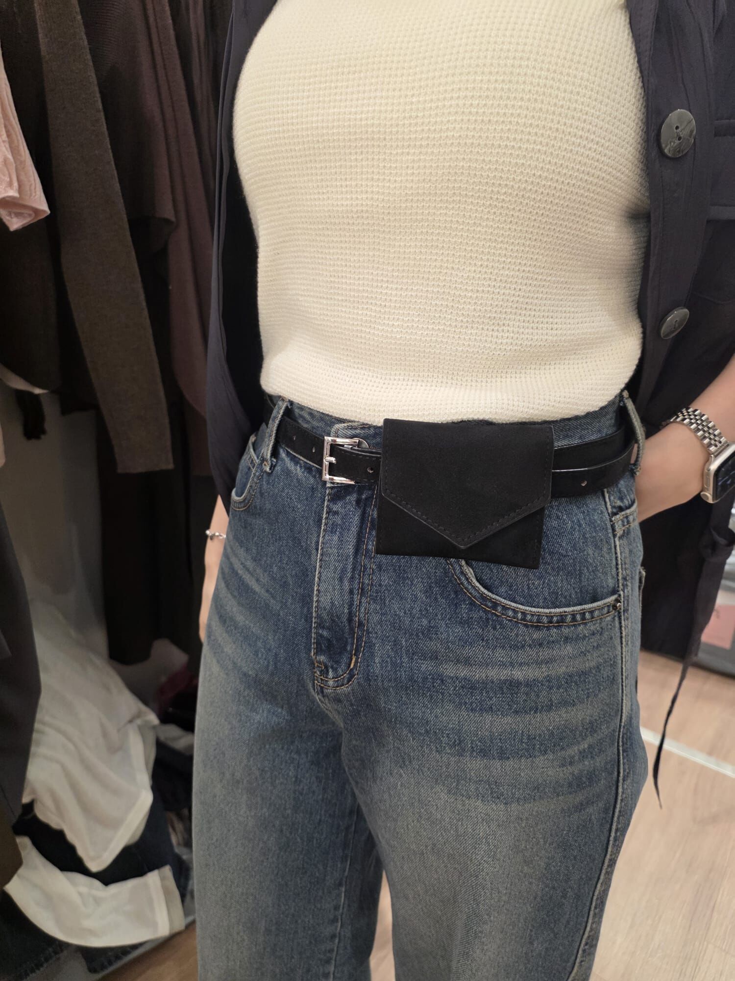 LW7243 信封小包皮革腰帶 *優惠碼不適用*