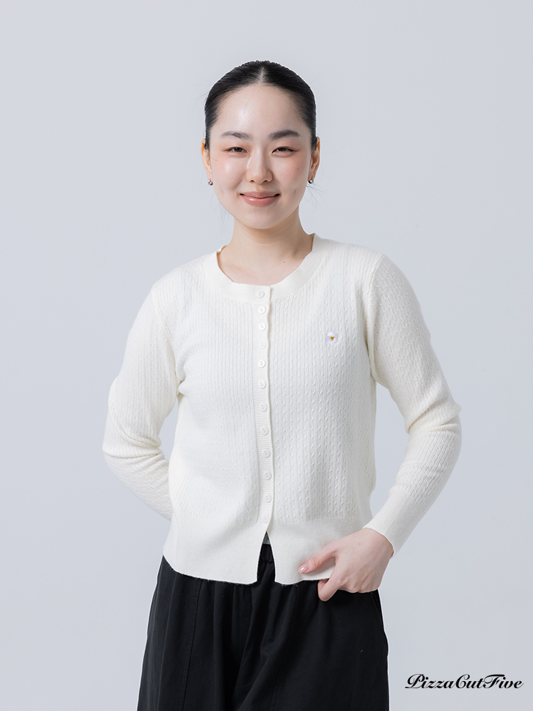 [兩件1580]小花剌繡針織薄外套 PizzaCutFive