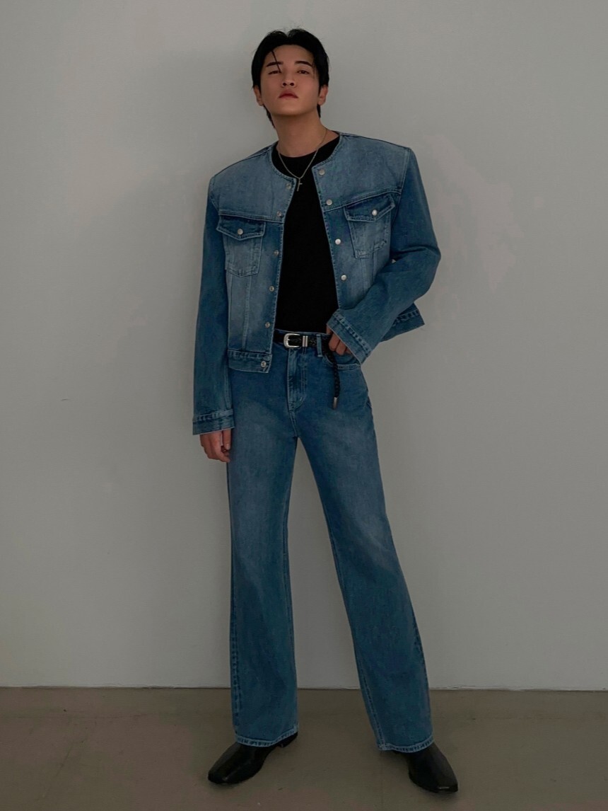 Berche Washed Flare Denim Pants