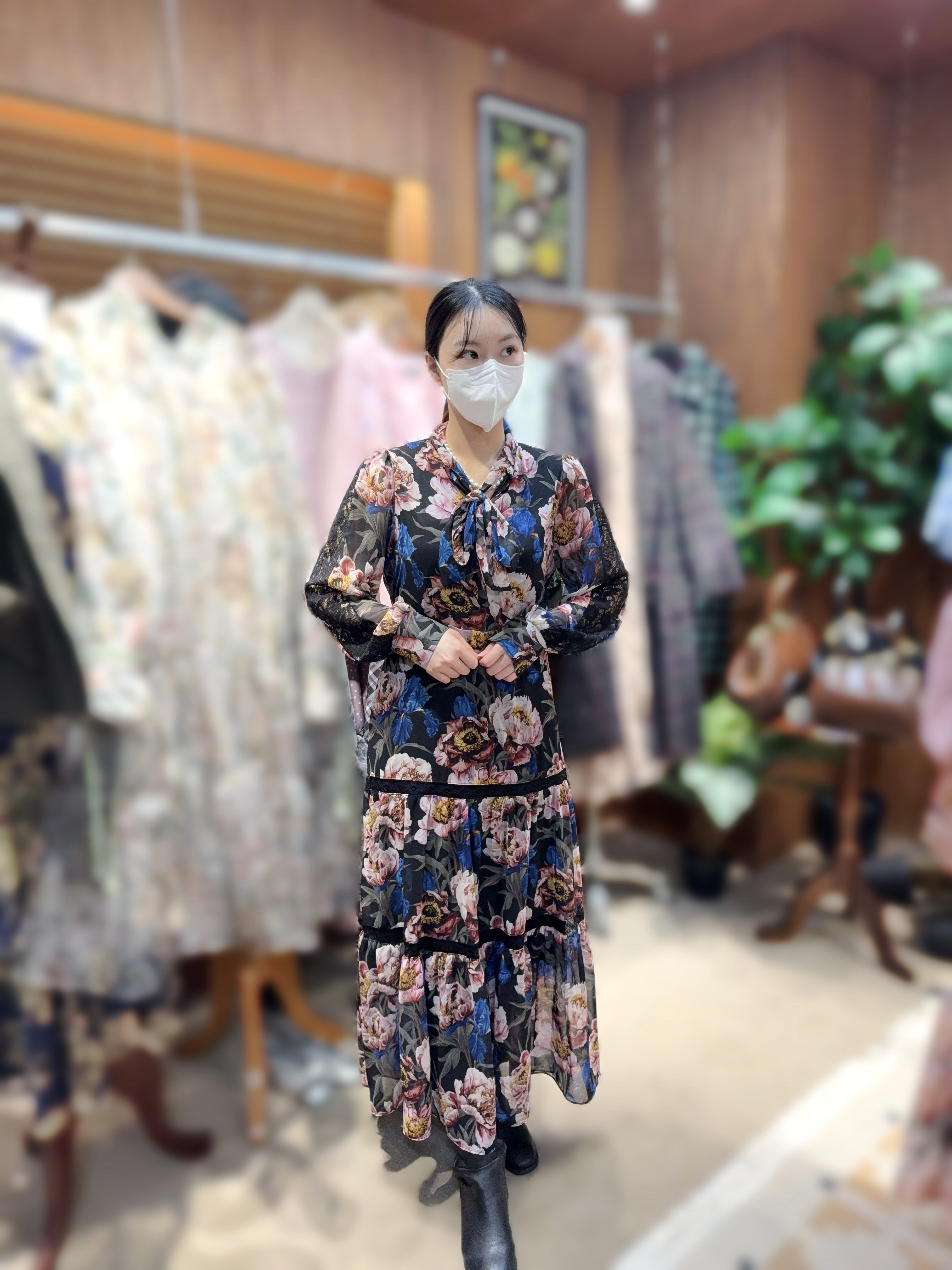 KB170  胸40   腰 32 -39     HIP 50     長51     $949