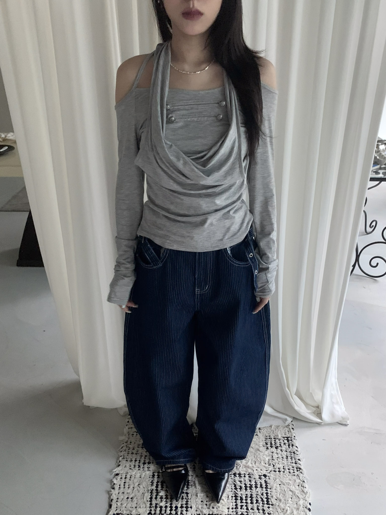 ISA_拿破崙元素 設計感雙掛脖一字領上衣_61011