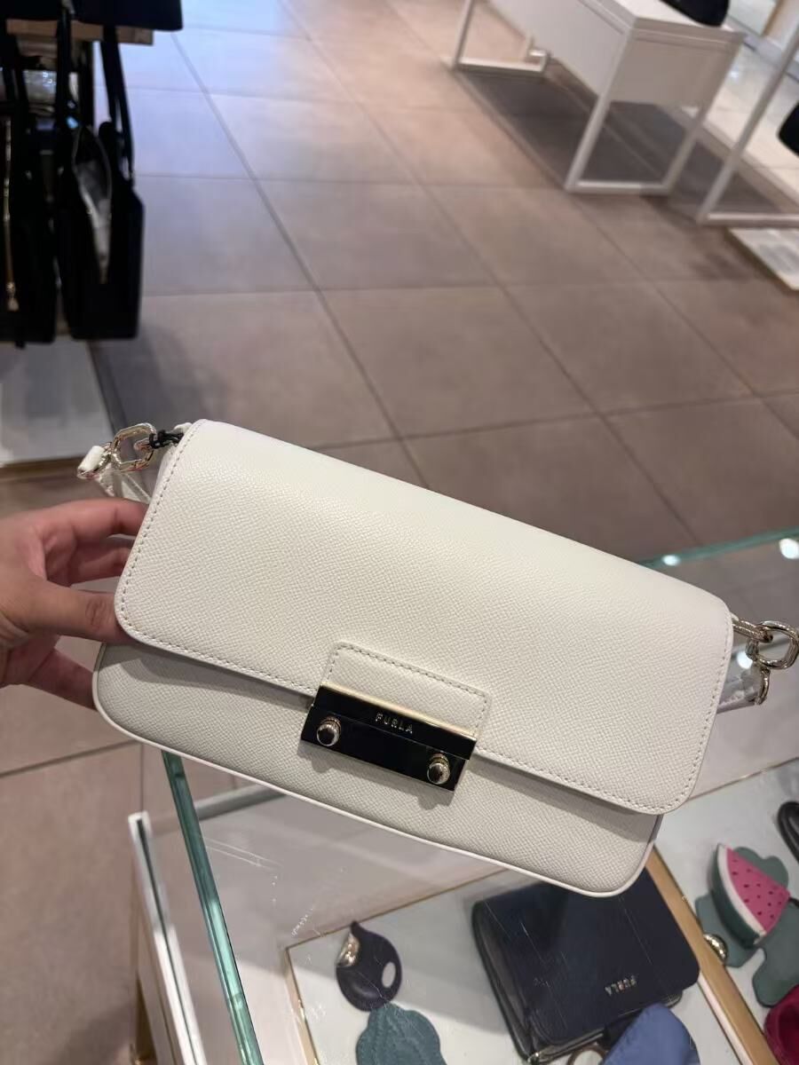 【預購】Furla N101213 翻蓋斜挎包
