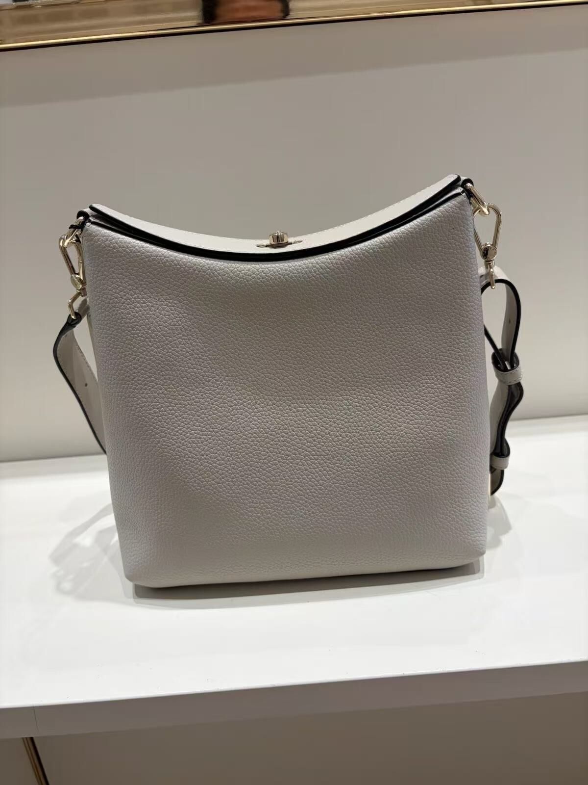 【預購】Furla N101219 Danae 中號Hobo包