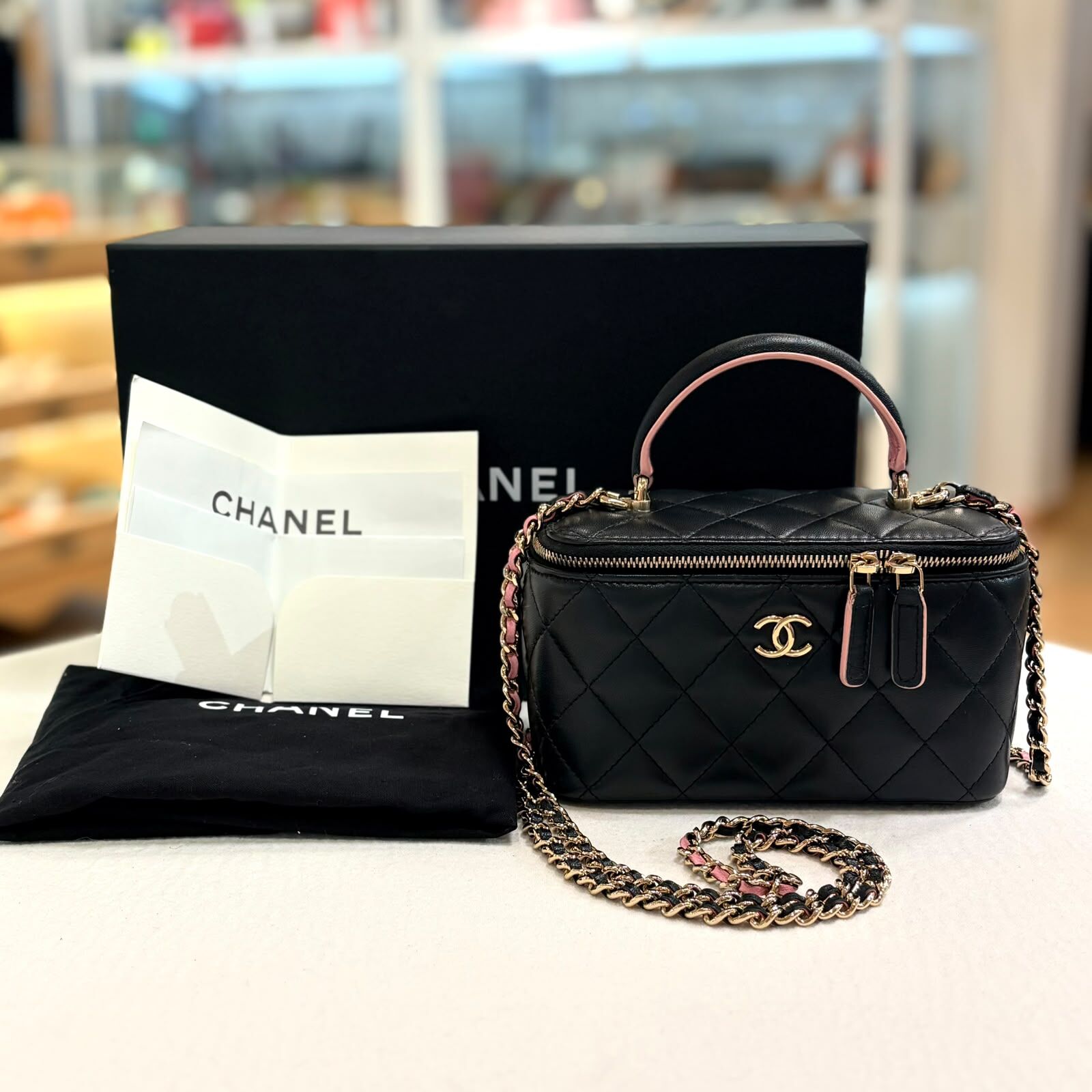98%NEW USED CHANEL長盒子, AP2199, 黑色/粉紅色小羊皮, 淡金扣, Vanity Case, #香榭站正品