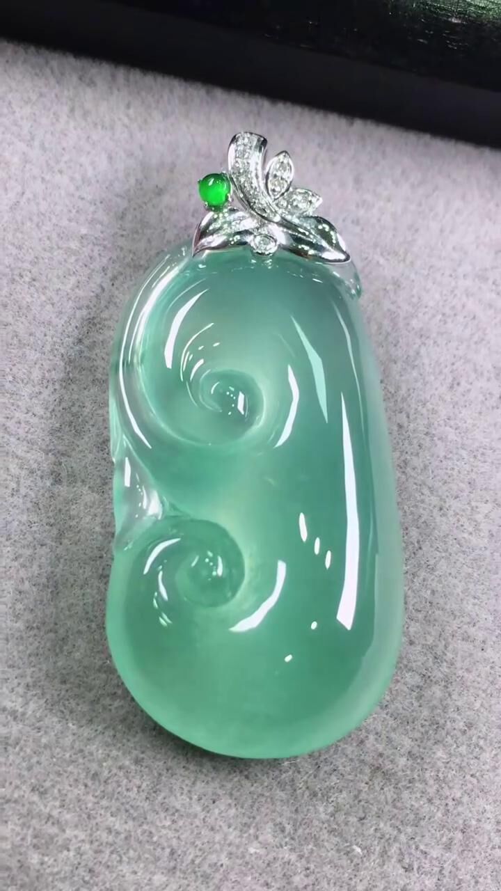 105328 翡翠如意