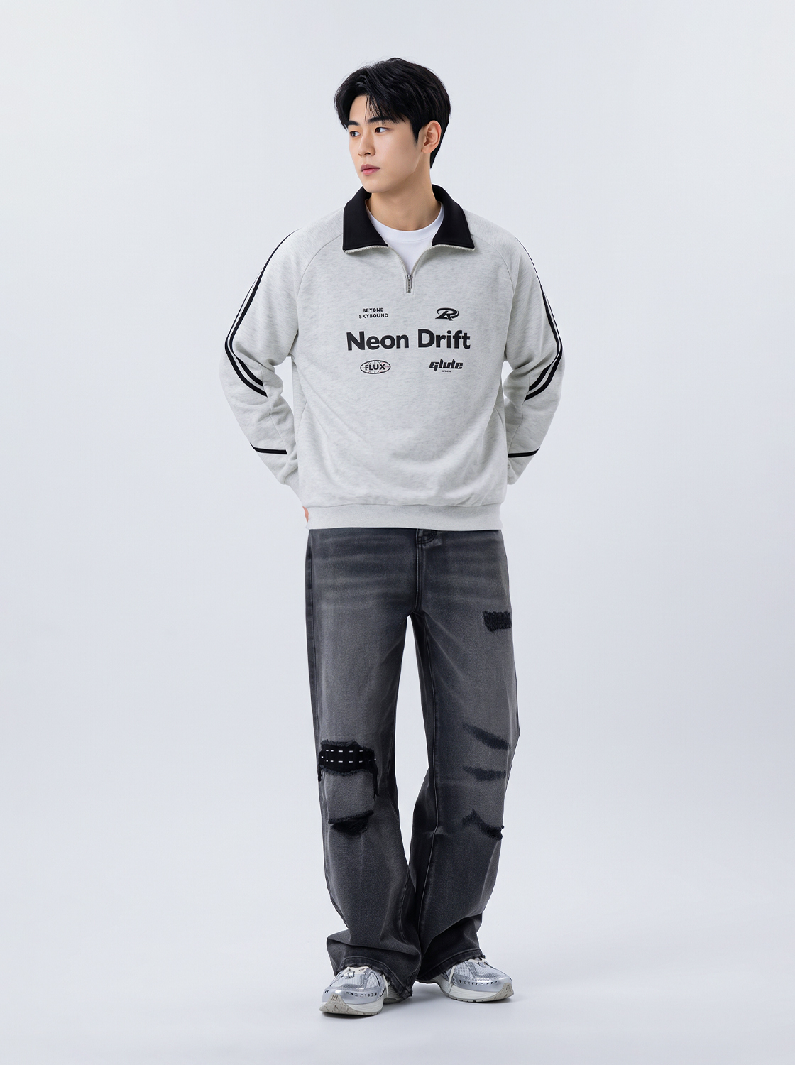 撞色領線條字母大學TEE