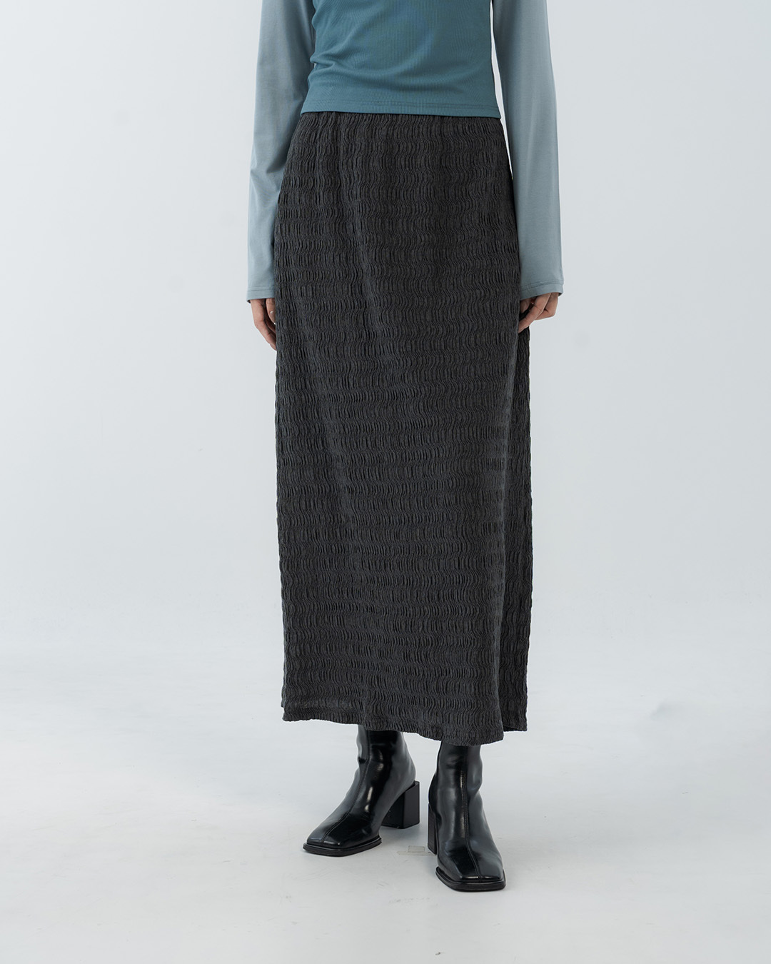 Water ripple texture elastic straight long skirt - black【03021819】in stock+pre-order
