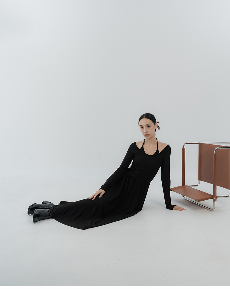 Faux two-piece ruched halter neck long-sleeved dress【01087377】in stock+pre-order