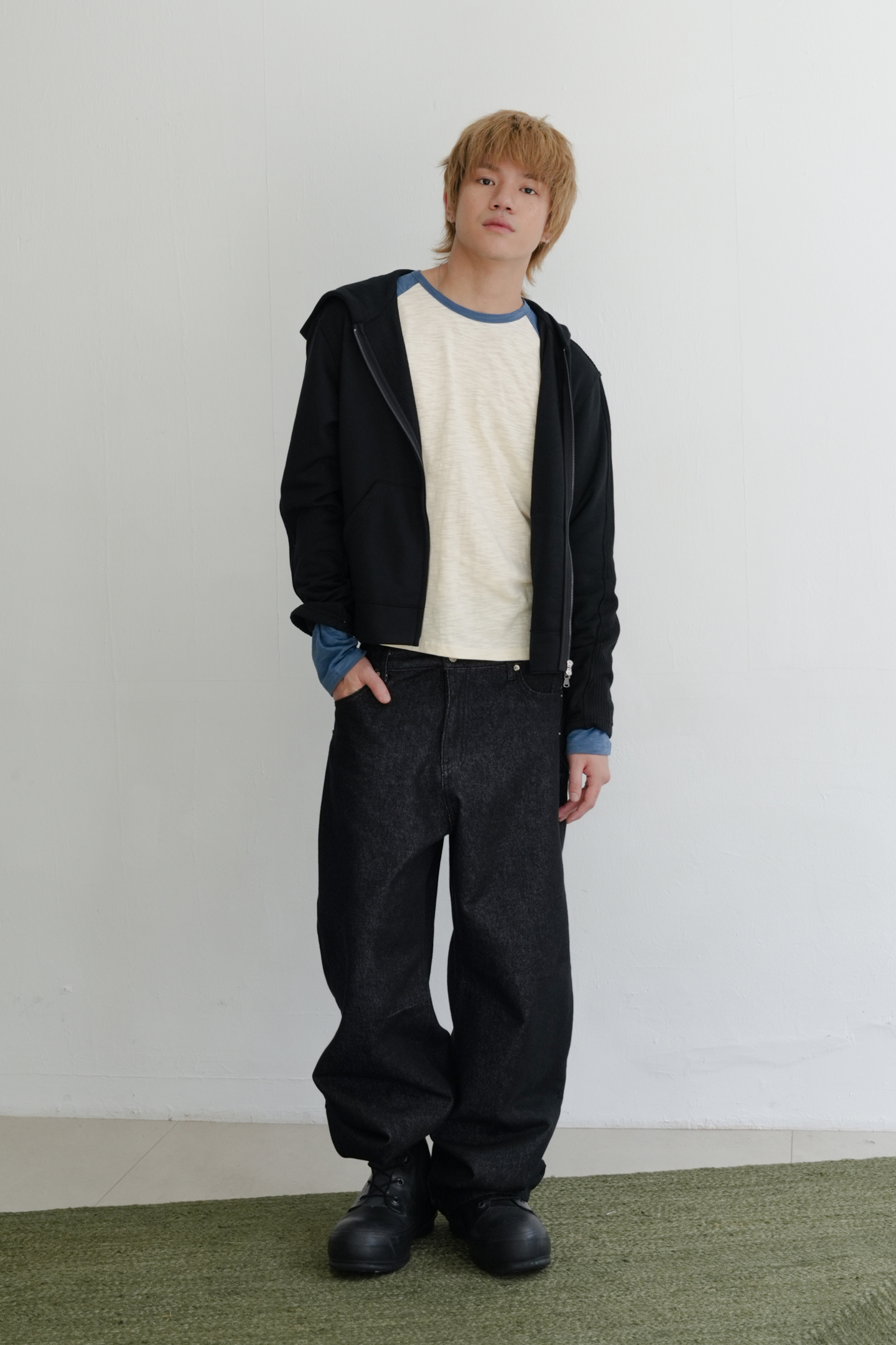 leather pocket curved pants  #牛仔褲