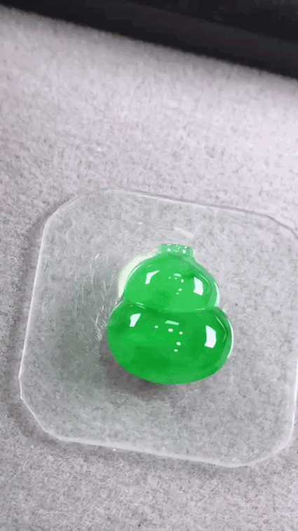 105347 翡翠滿綠葫蘆
