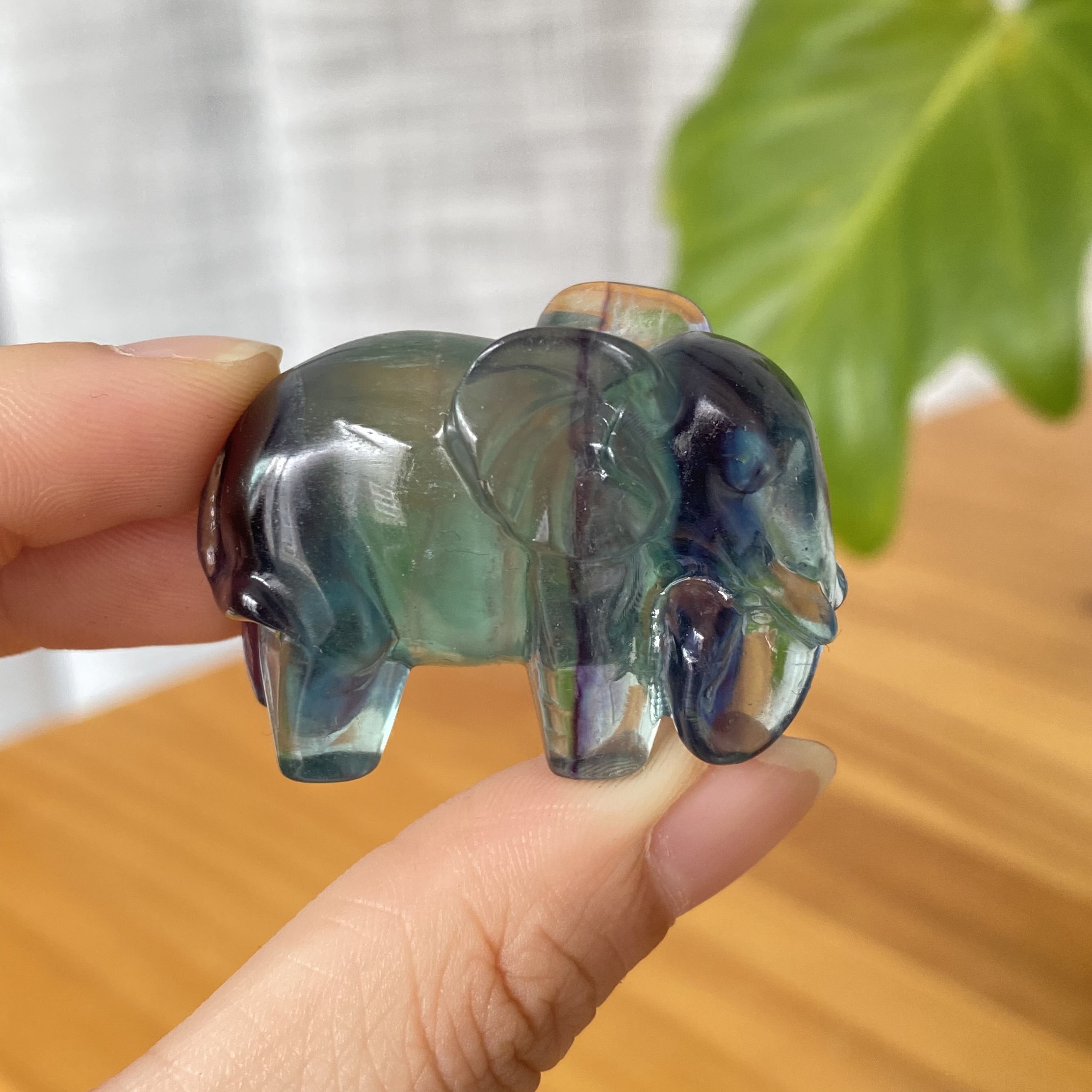 紫綠螢石大象
