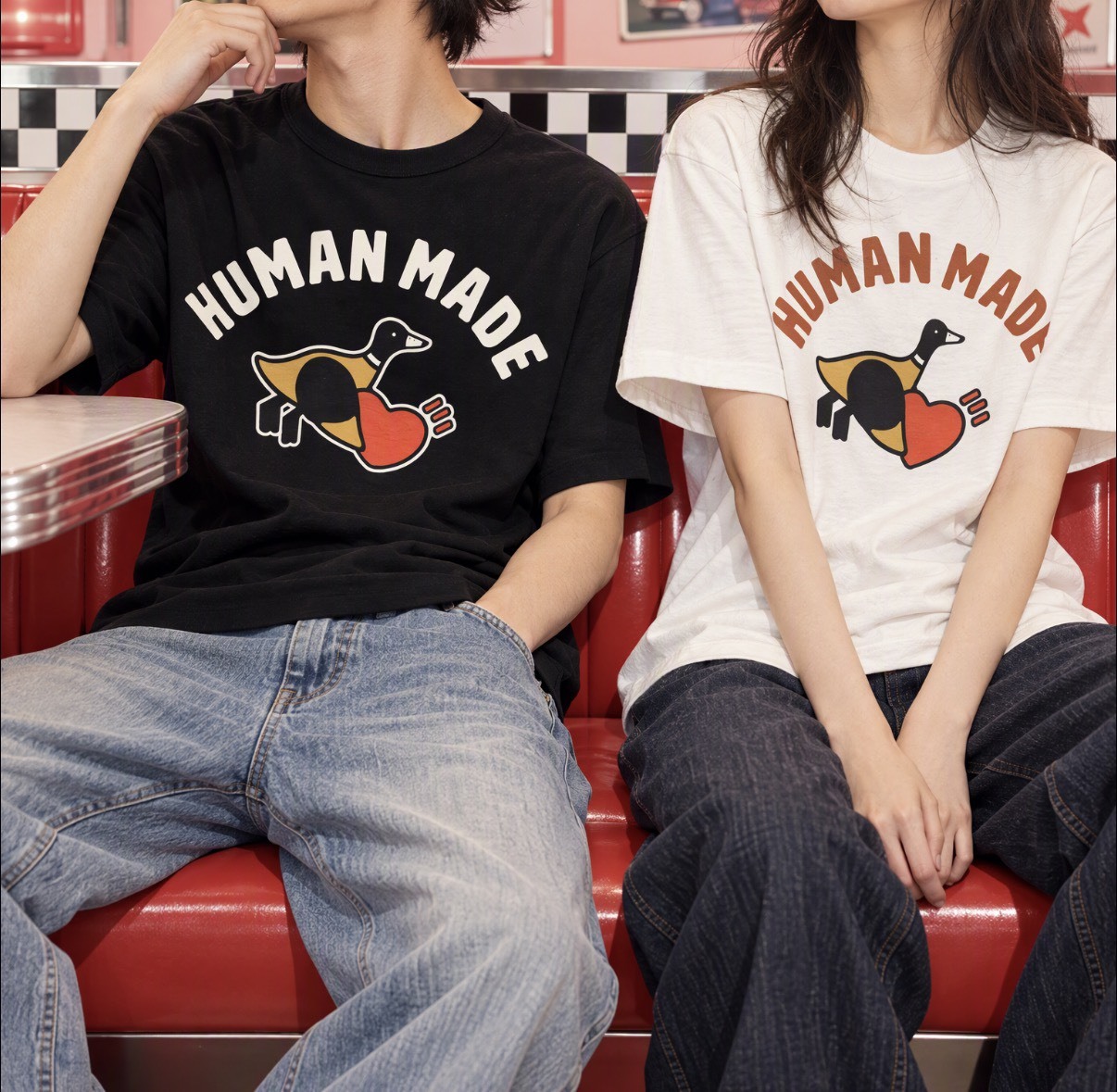 【APAIR】預購 HUMAN MADE GRAPHIC T-SHIRT 鴨子抱著愛心 白 黑 兩款 短T HM32TE016
