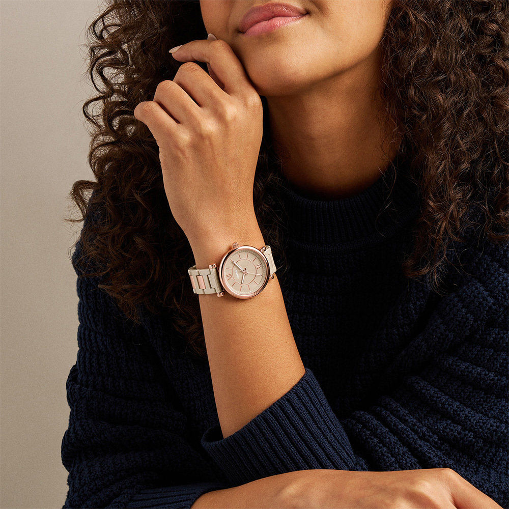 Carlie 復古優雅雙色拼接女錶 杏色陶瓷錶帶 38 MM CE1141