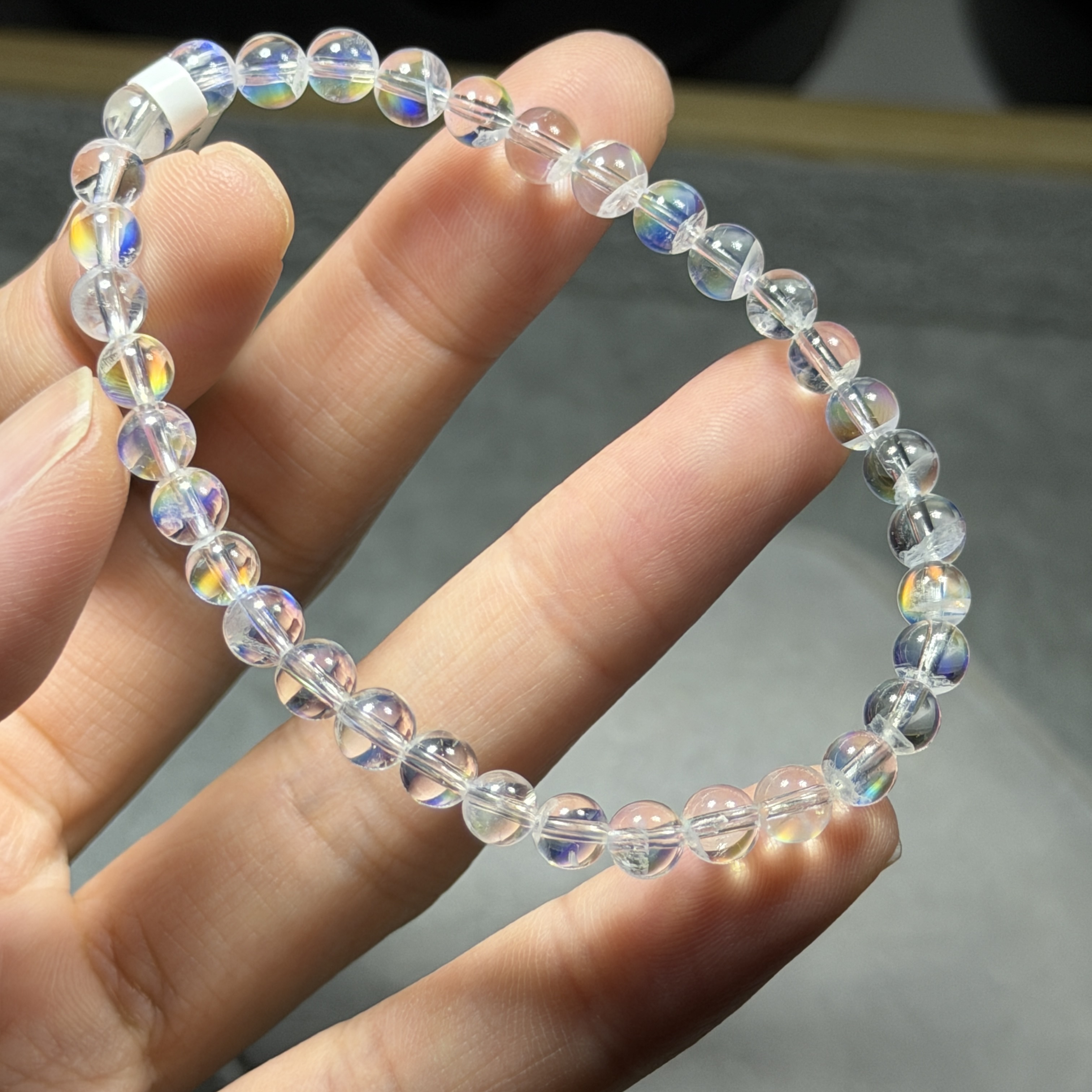 頂級彩虹光月亮石 約5.5mm BM1912