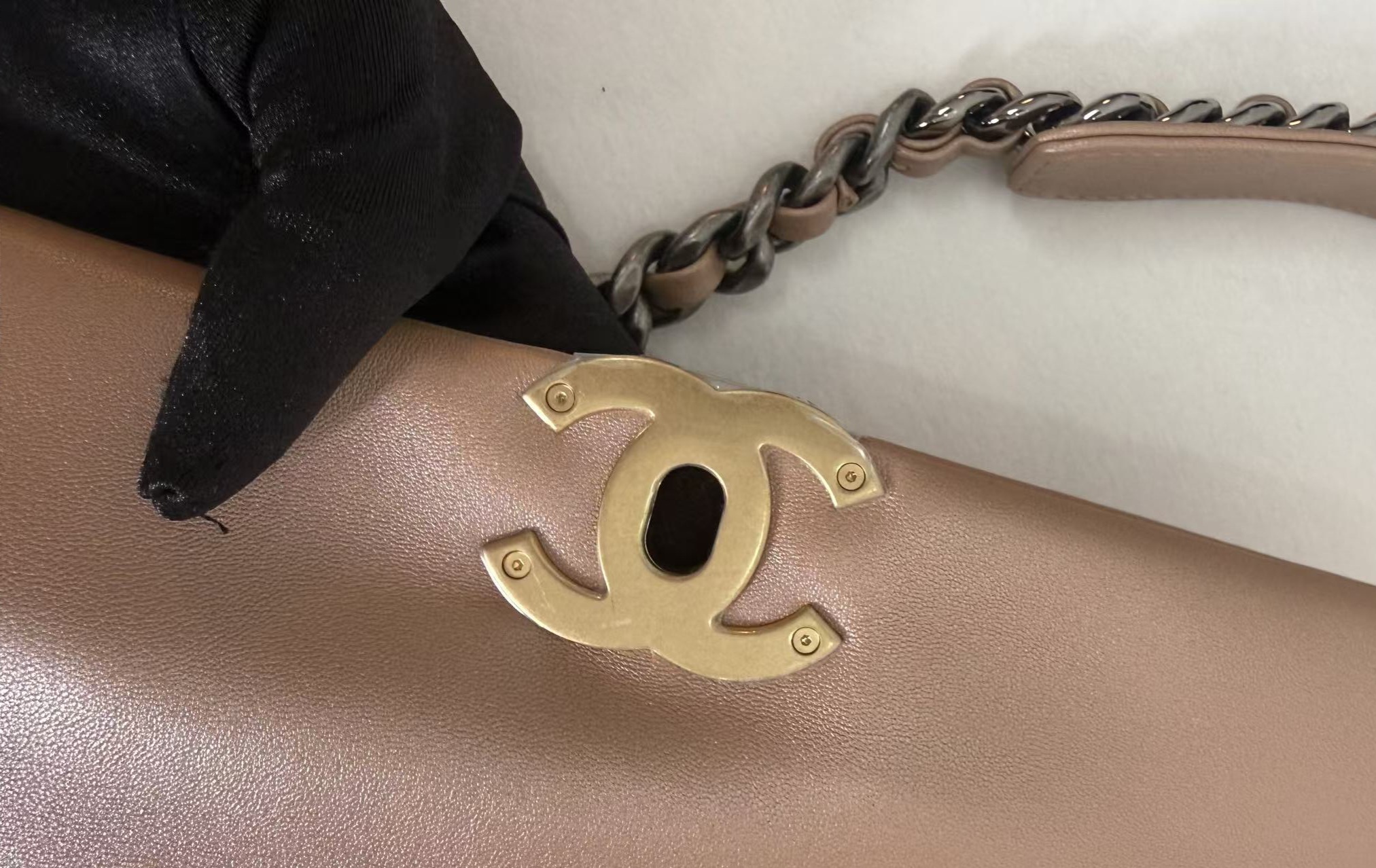 CHANEL STAFF SALE AS1161 19 FLAP BAG medium CAMEL/GOLD
