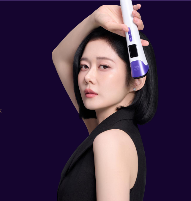 AB261012 - E3【新品 NEW】EOA FULTHERMA PRO 全新升級版家用熱瑪吉 送 EOAEOA 膠原水光美容儀導入啫喱 200ml* 1 + EOA緊緻毛孔安瓶精華 30ml* 1 + EOA雙效修護舒緩膠囊面霜 55g * 1 + EOA抗皺毛孔澎潤水光噴霧 * 1 gogo紫色還原珍珠手串*1 + 雅詩蘭黛化妝袋*1"