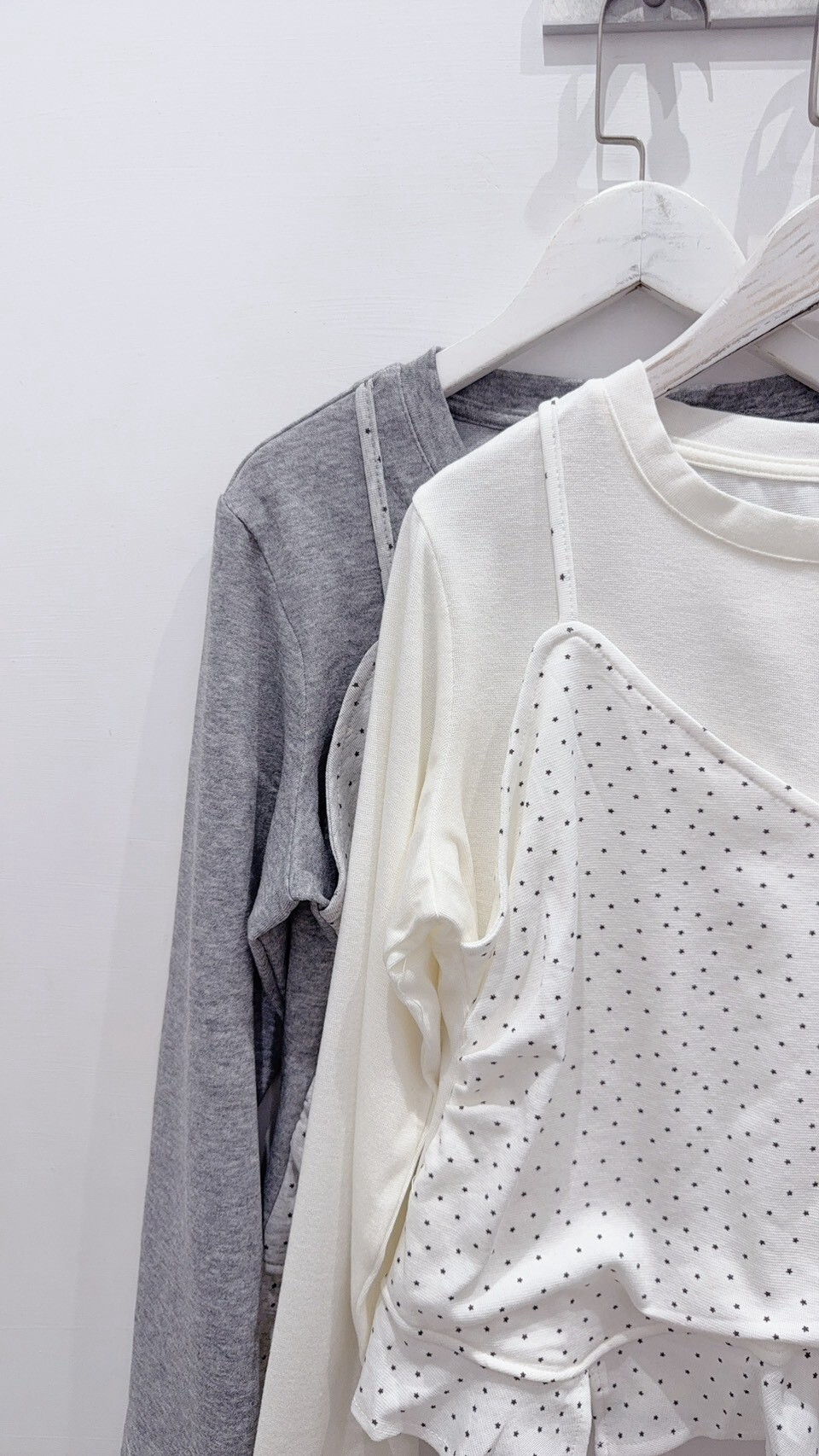 Faux two-piece star long-sleeved top