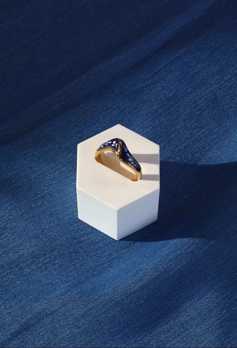 EP Varia Flower Ring — Asymmetric (VR003-1-6)