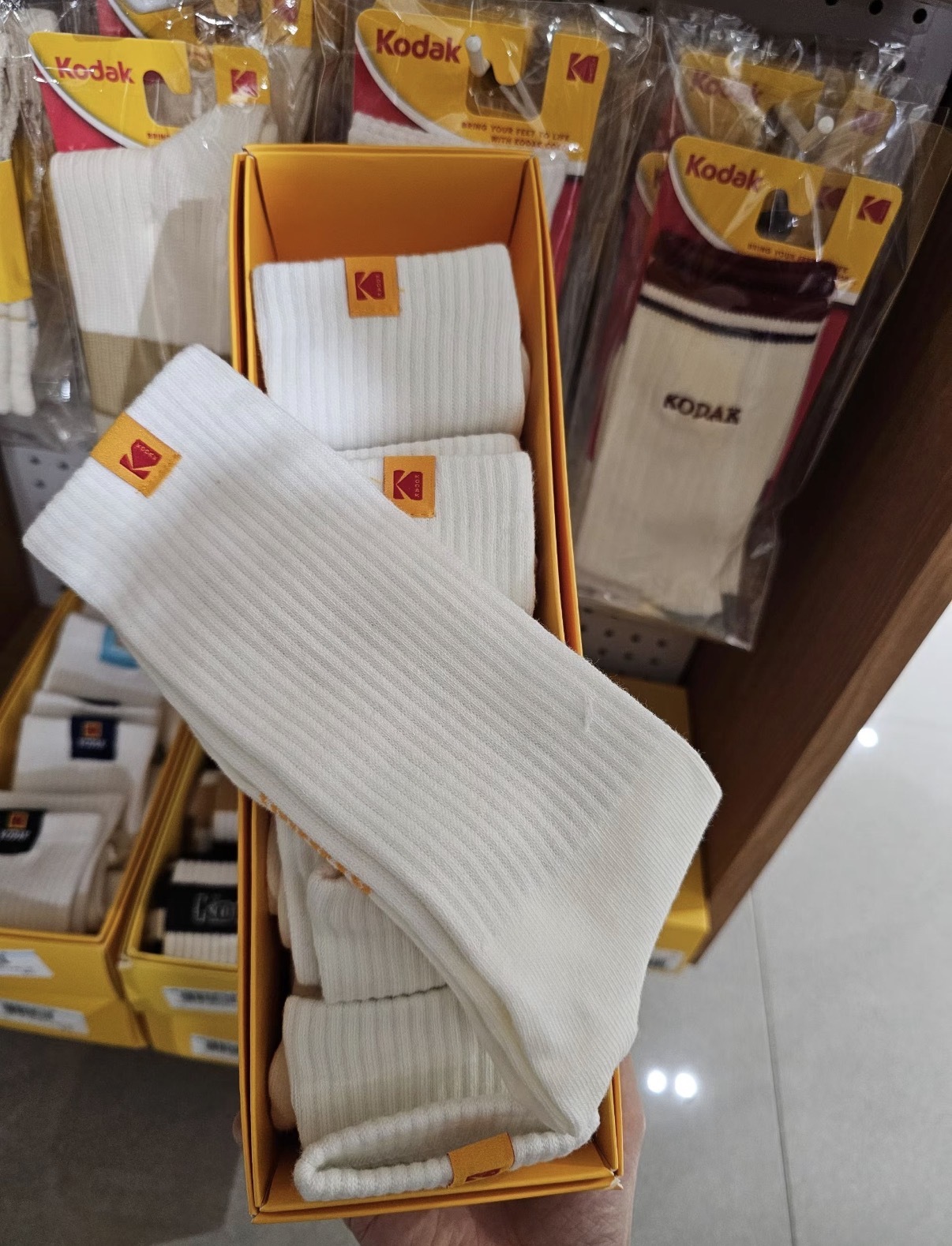 【韓國限時連線🇰🇷 10/19 晚上12點準時收單！！】Kodak Basic Label Crew Socks 5 Set 柯達 經典咬標 中筒襪 五件組 K6343LSC70