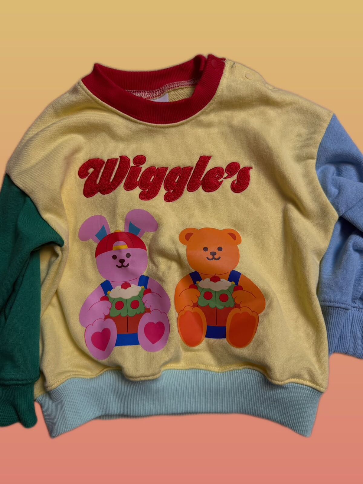 韓單 wiggle & 生日城聯名款衛衣