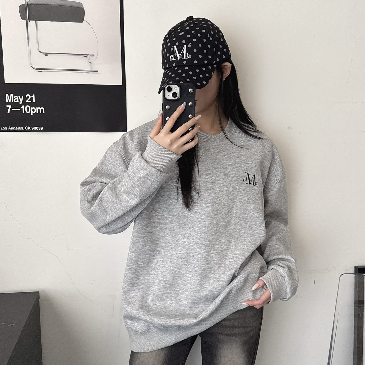 （現貨）MUCENT 左胸刺繡 經典logo 大學T P00000VS
