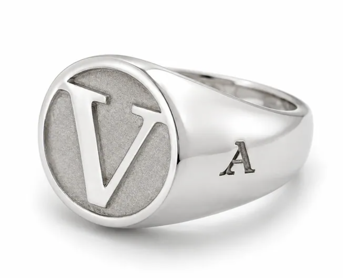 超帥刻印戒指就在嬉金坊 ANG Jewellery
