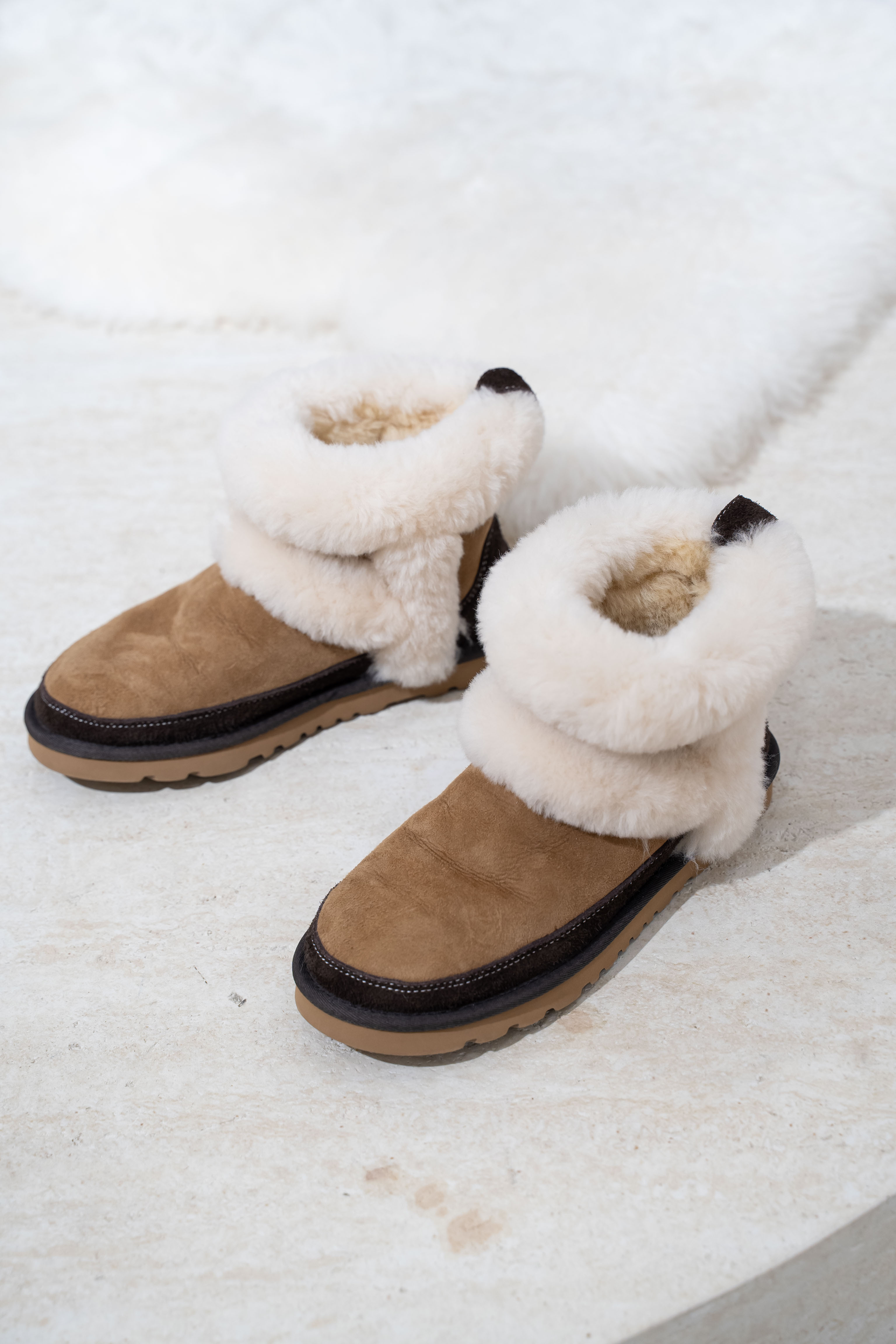 UGG Ozlana 2026AW Mini Heritage