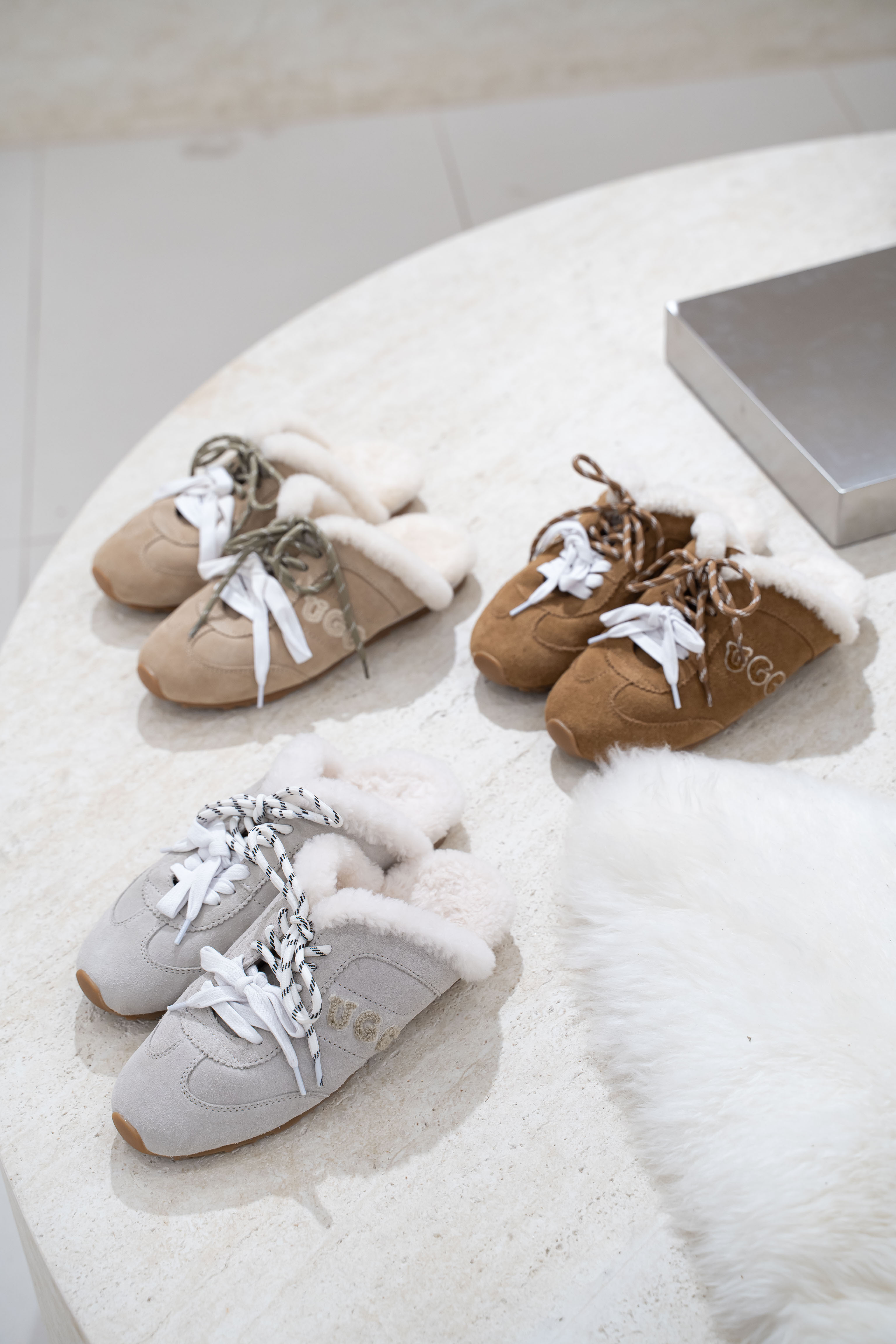 【3色入】UGG Ozlana 2026AW Harrington Slipper