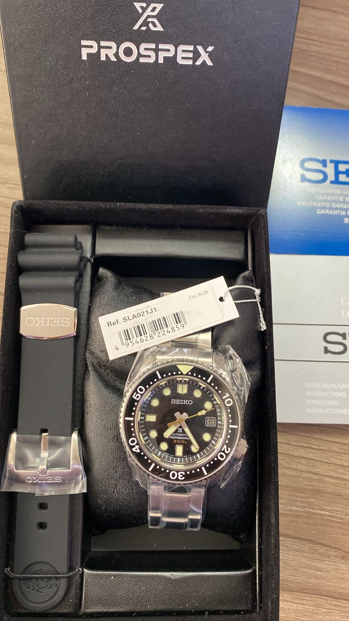 Seiko Prospex Marine Master 300m Dive  SLA021J1 SLA021/ SBDX023 Watch