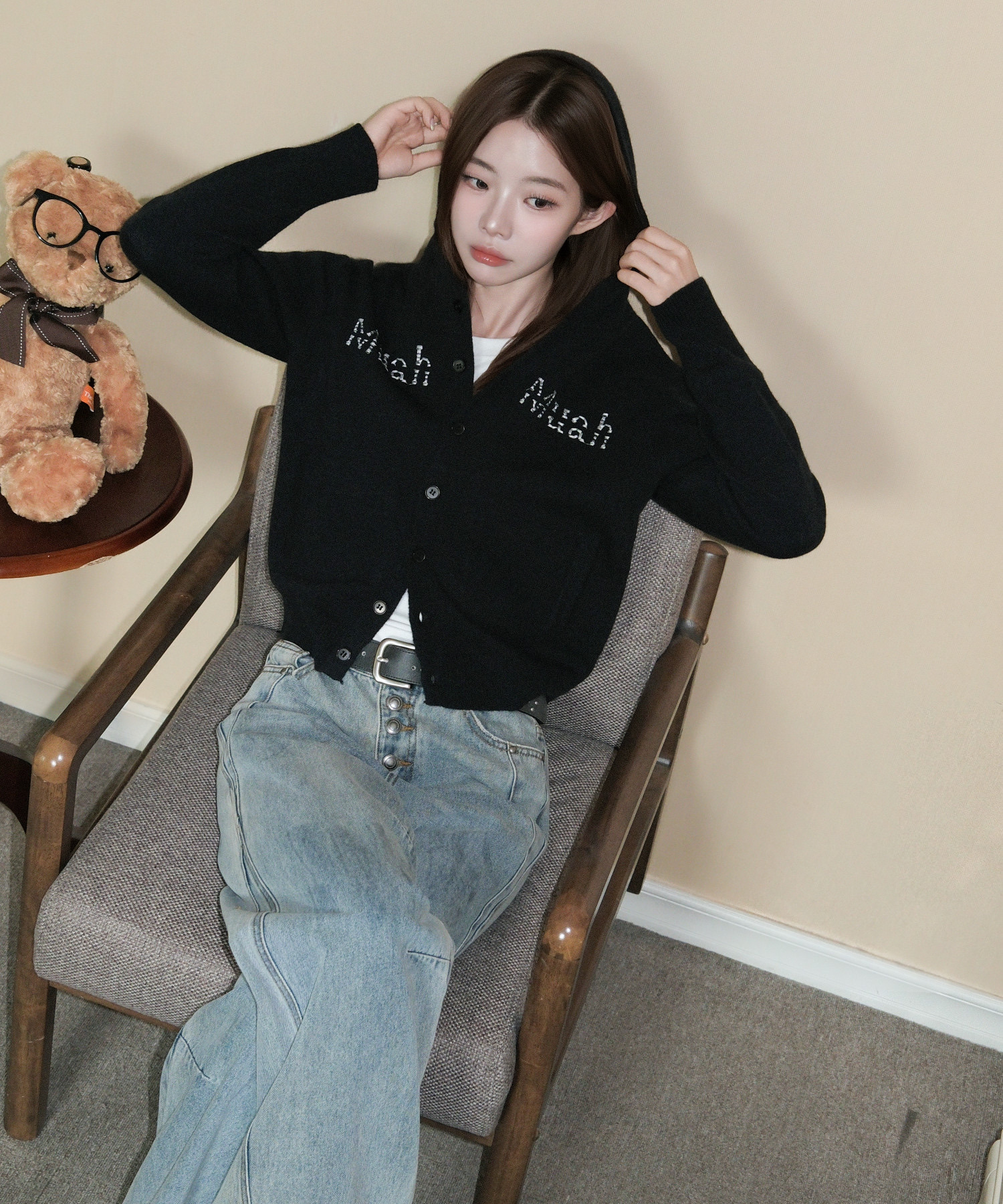 【18 OCT截單！限時優惠預訂】韓國MUAH MUAH EMBROIDERY KNIT HOOD CARDIGAN（2色）