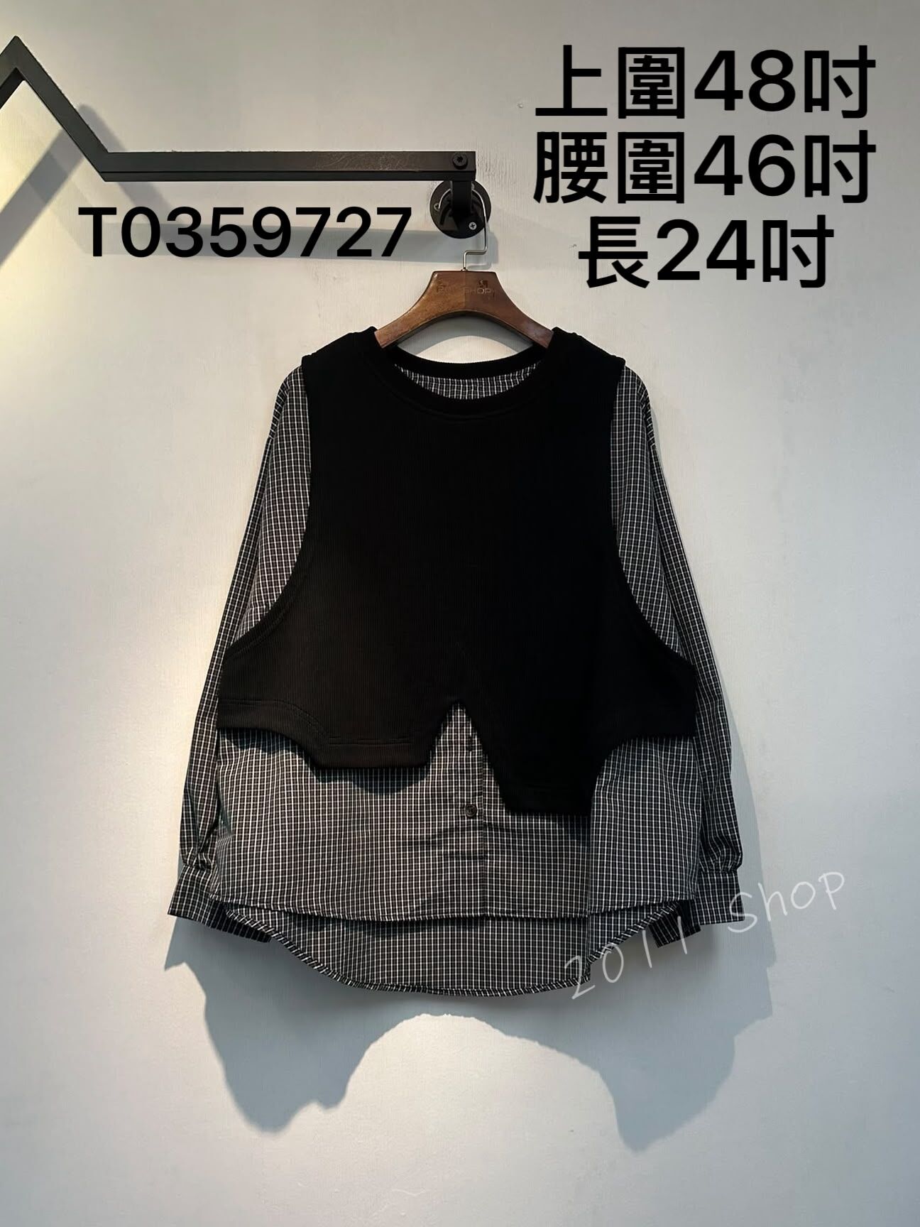針織外搭假兩件格仔恤衫料TOP  上圍48吋 腰圍46吋 長24吋  T0359727