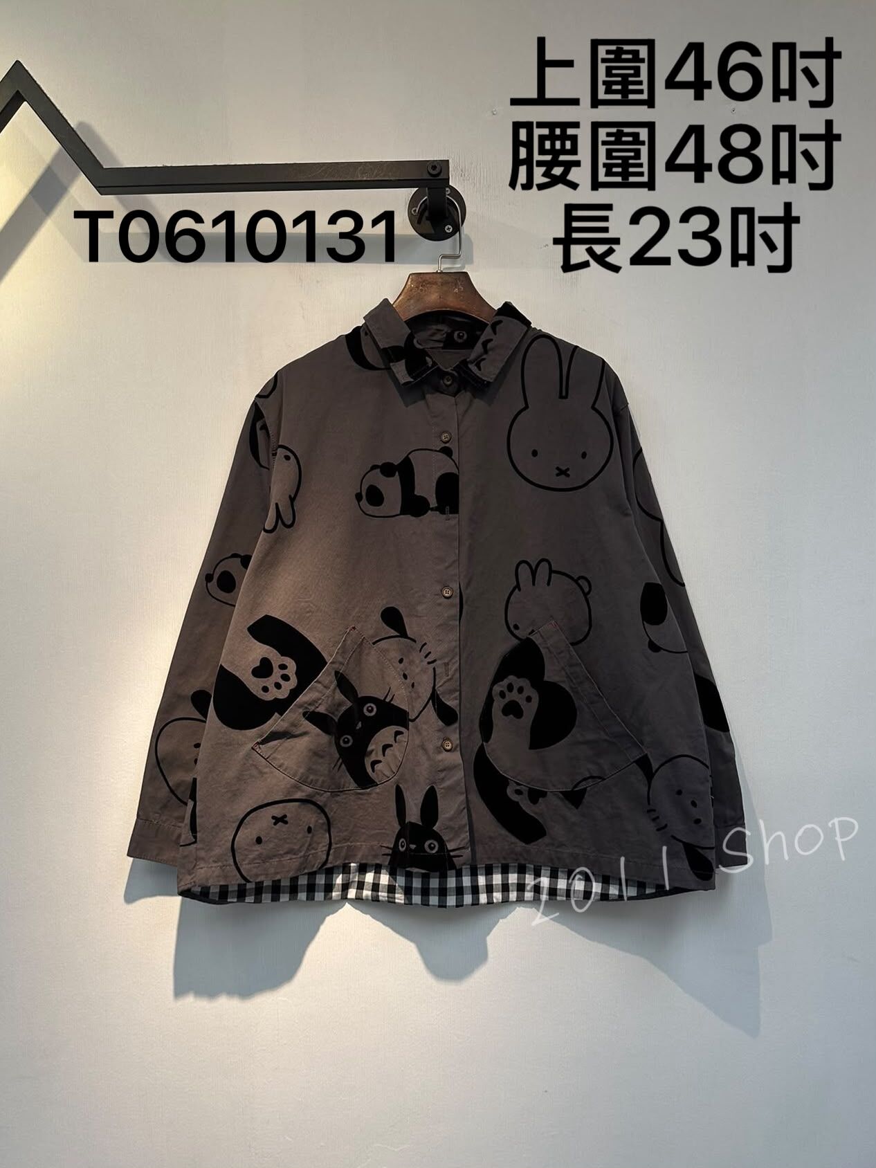 出口日本可愛米菲龍貓鈕扣TOP  上圍46吋 腰圍48吋 長23吋  T0610131
