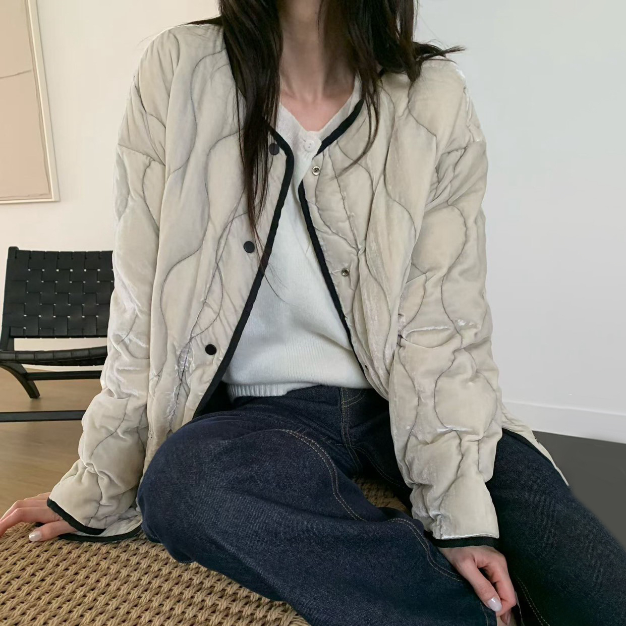 配色滾邊造型圓領排釦衍縫外套 / 2色