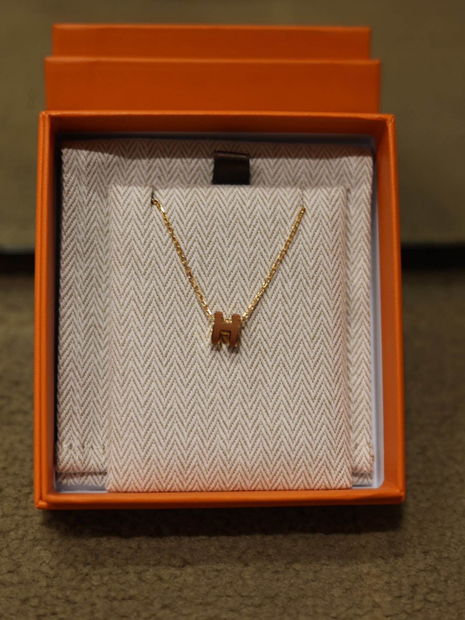 Mini pop H necklace A9 new gold cc