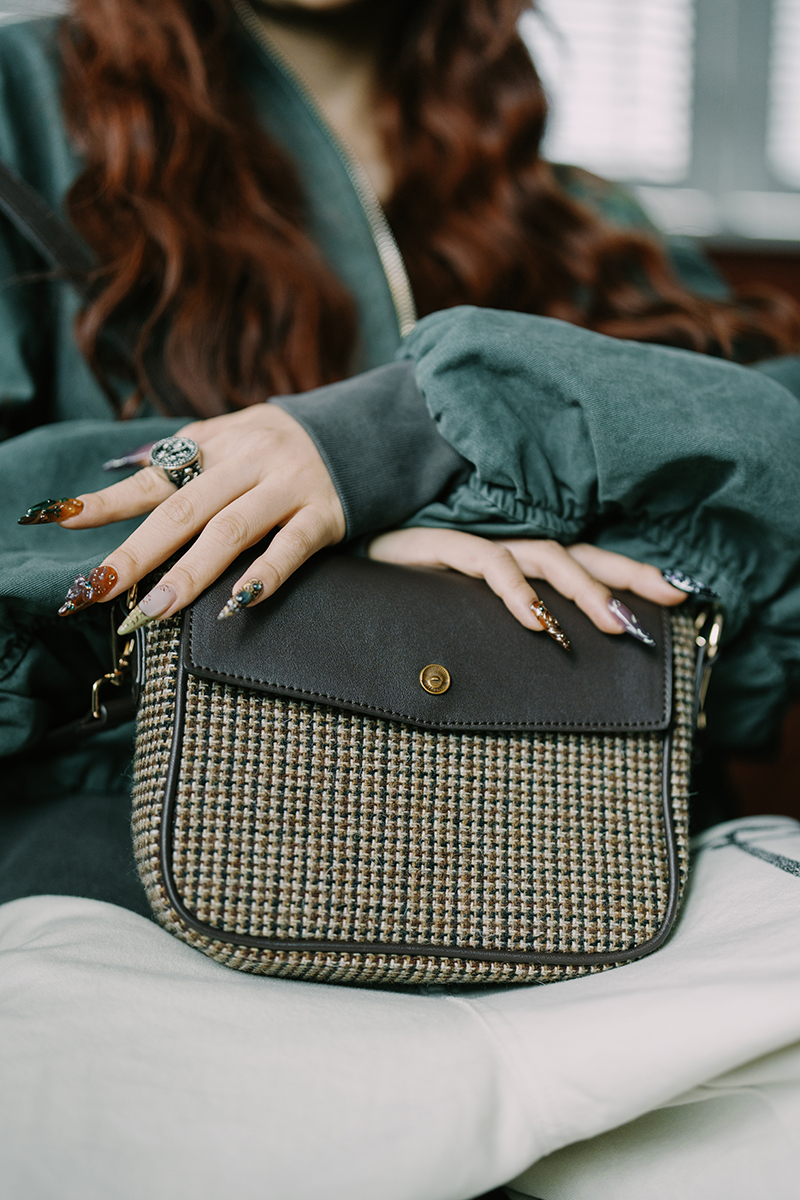SHOWA C.D Plaid Shoulder Bag｜Brown｜Hong Kong Original Design