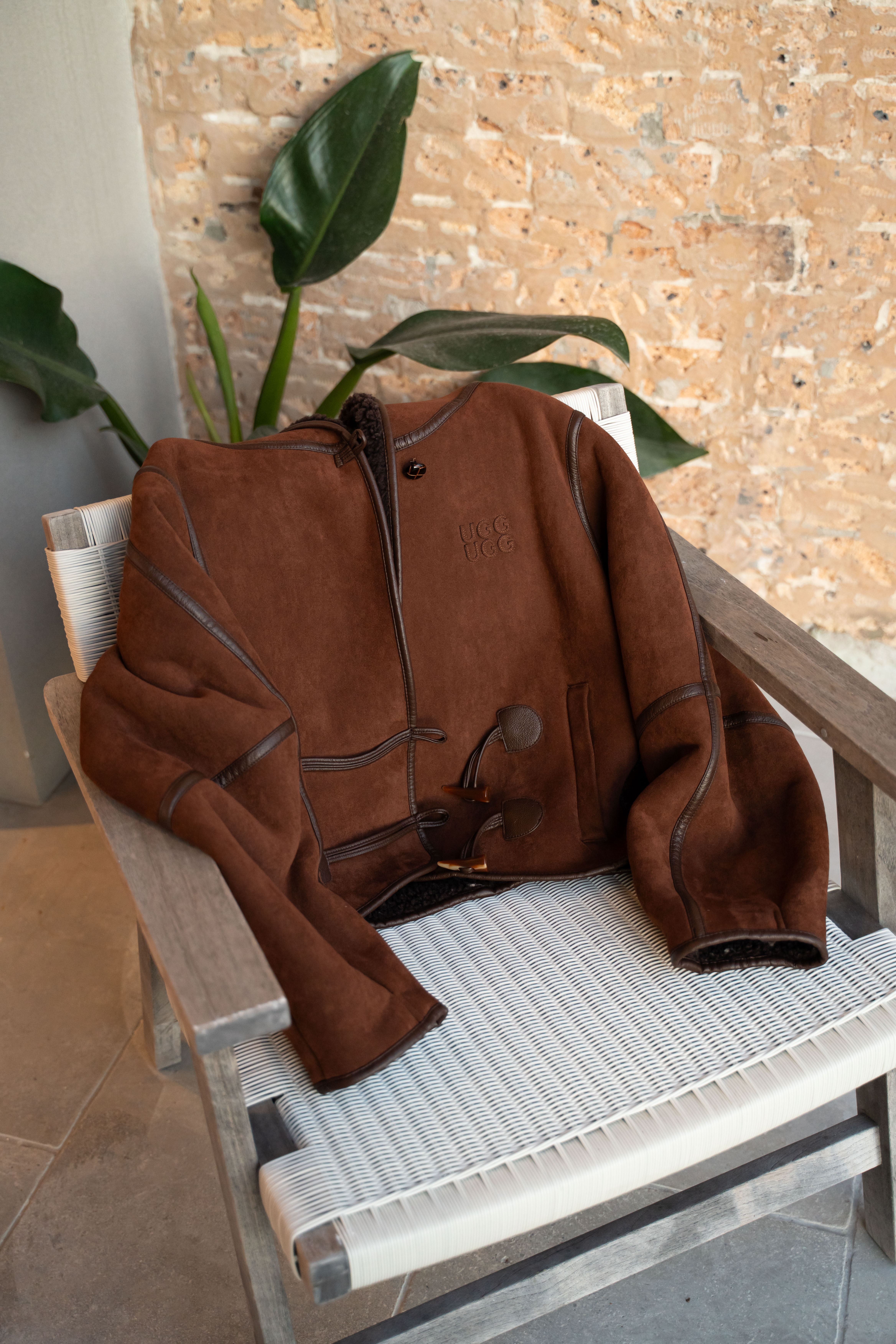 UGG Ozlana 26AW Belted Hooded Reversible Shearling Jacket