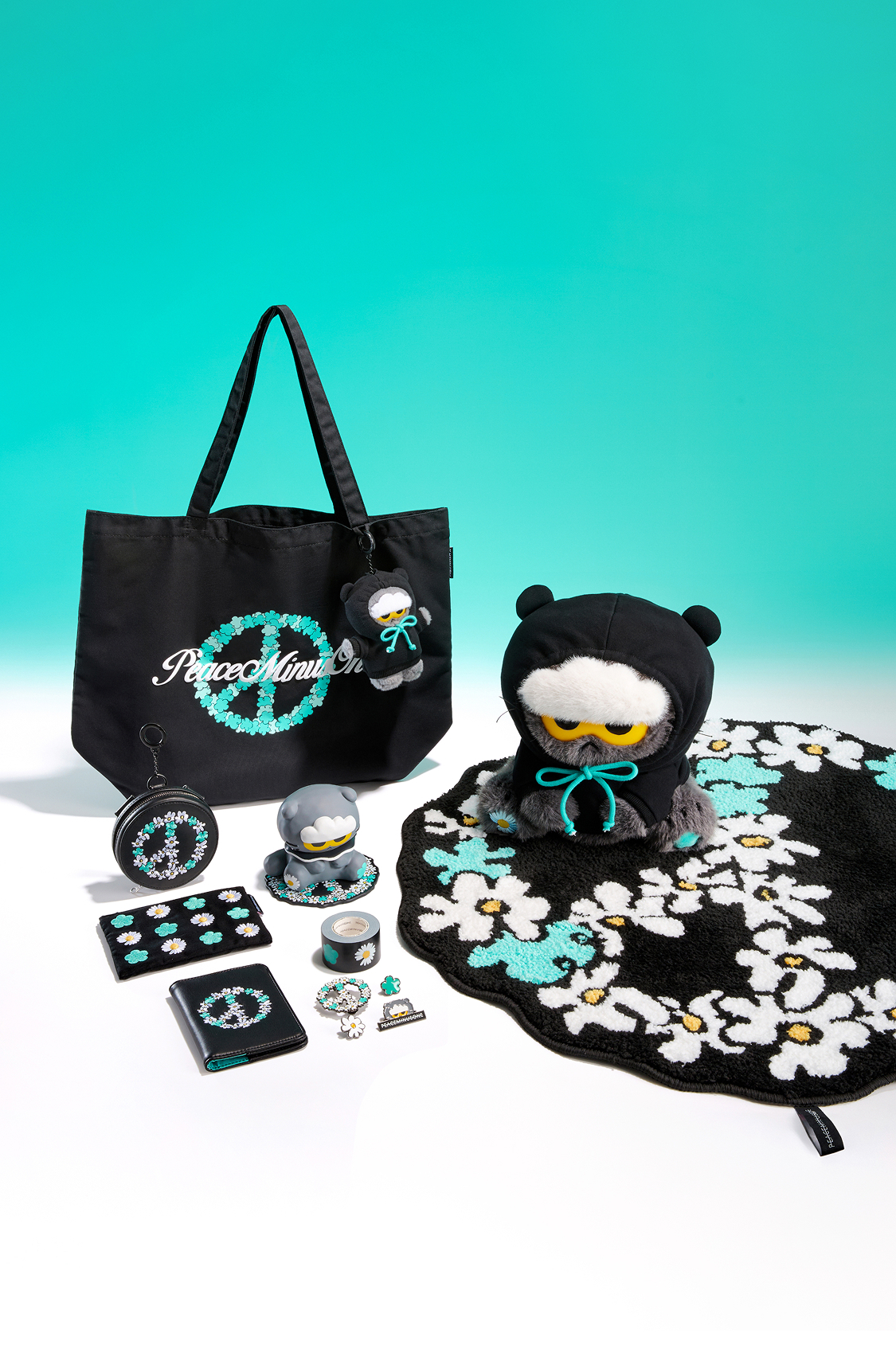 【最新聯名限定】PEACEMINUSONE X ZO&FRIENDS ZOA GD 週邊商品 玩偶 吊飾 零錢包 收納包 護照套 手提袋 地毯 公仔 徽章 膠帶