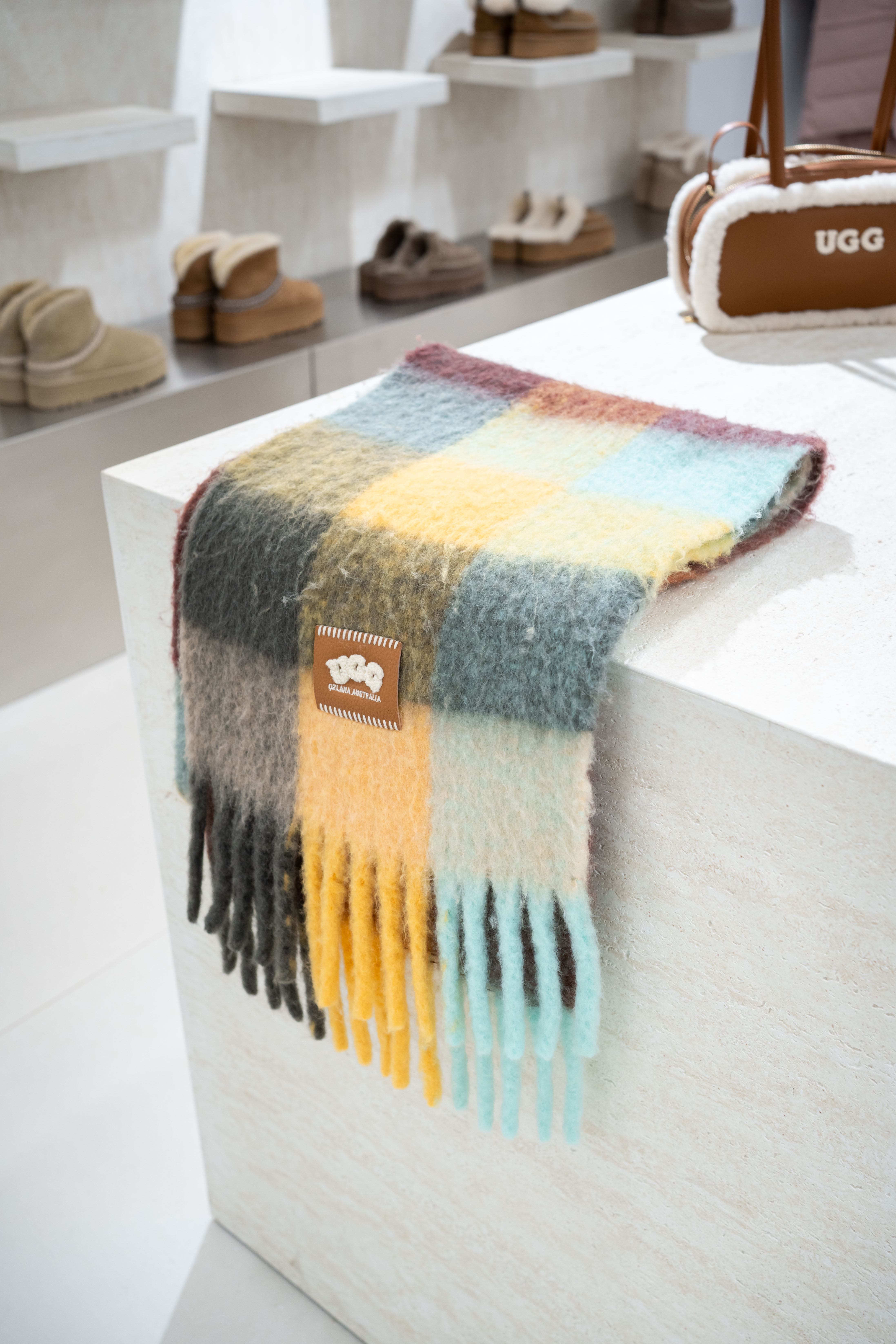UGG Ozlana Scarf - Mystic Oasis Green