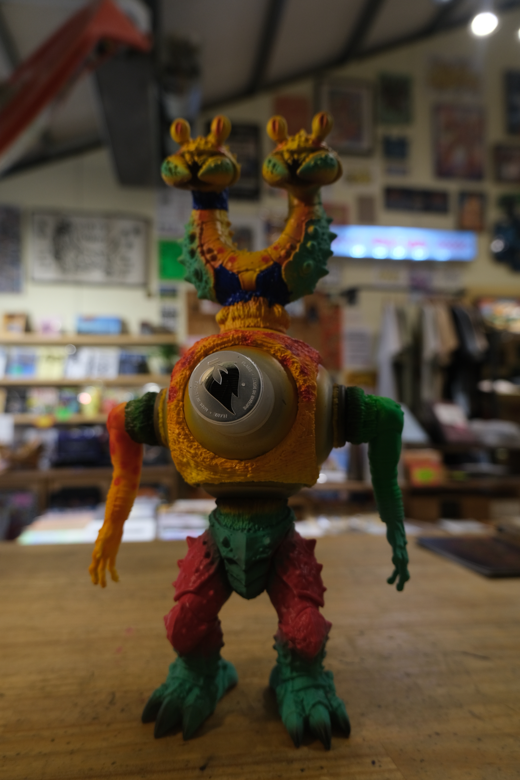 Spray Paint Toy 沖繩藝術家 噴漆怪獸 12" #1