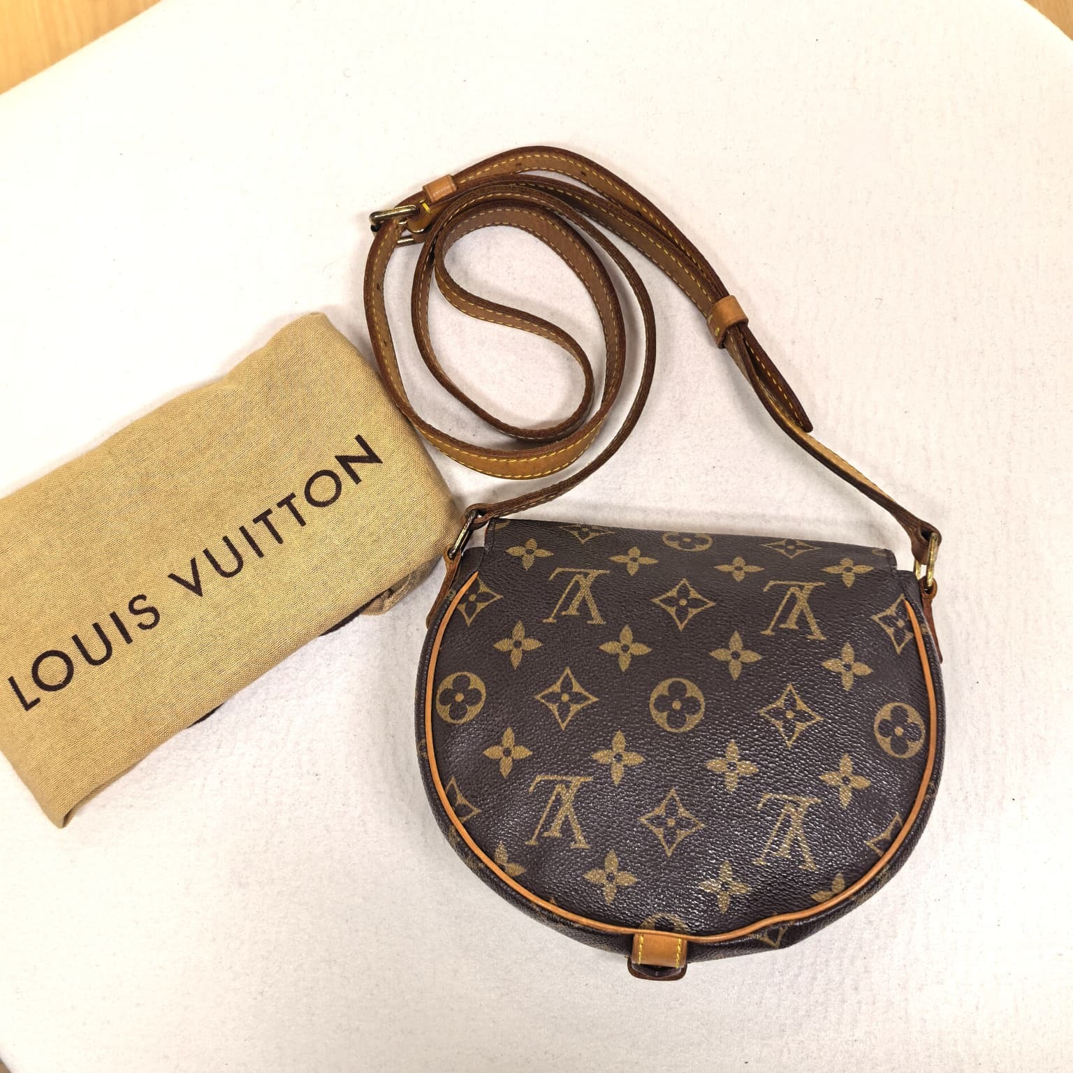 90%NEW USED LV 鈴鼓包, M51179, 半圓形啡色帆布老花,  Louis Vuitton Monogram Tambourine, #香榭站正品