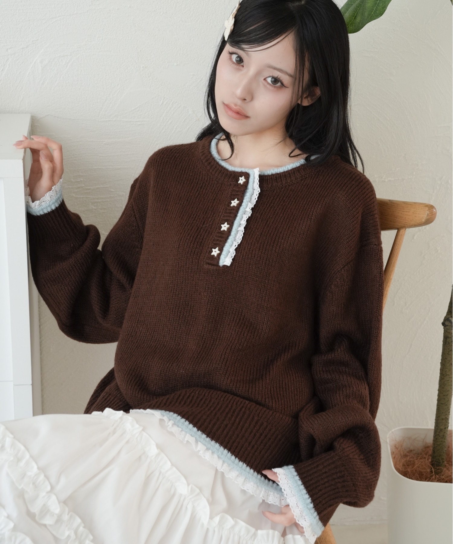 日本 Kutir 撞色 蕾絲 星形 鈕扣 亨利領 針織衫 六色